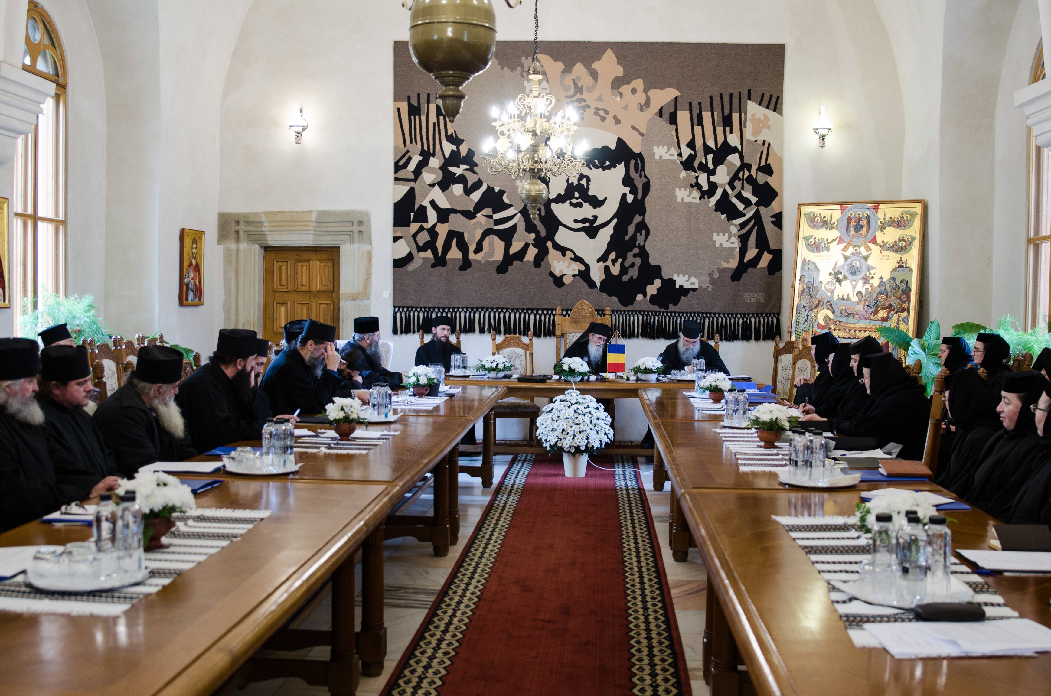 „Mănăstirile au un rost dumnezeiesc în perioade de criză“