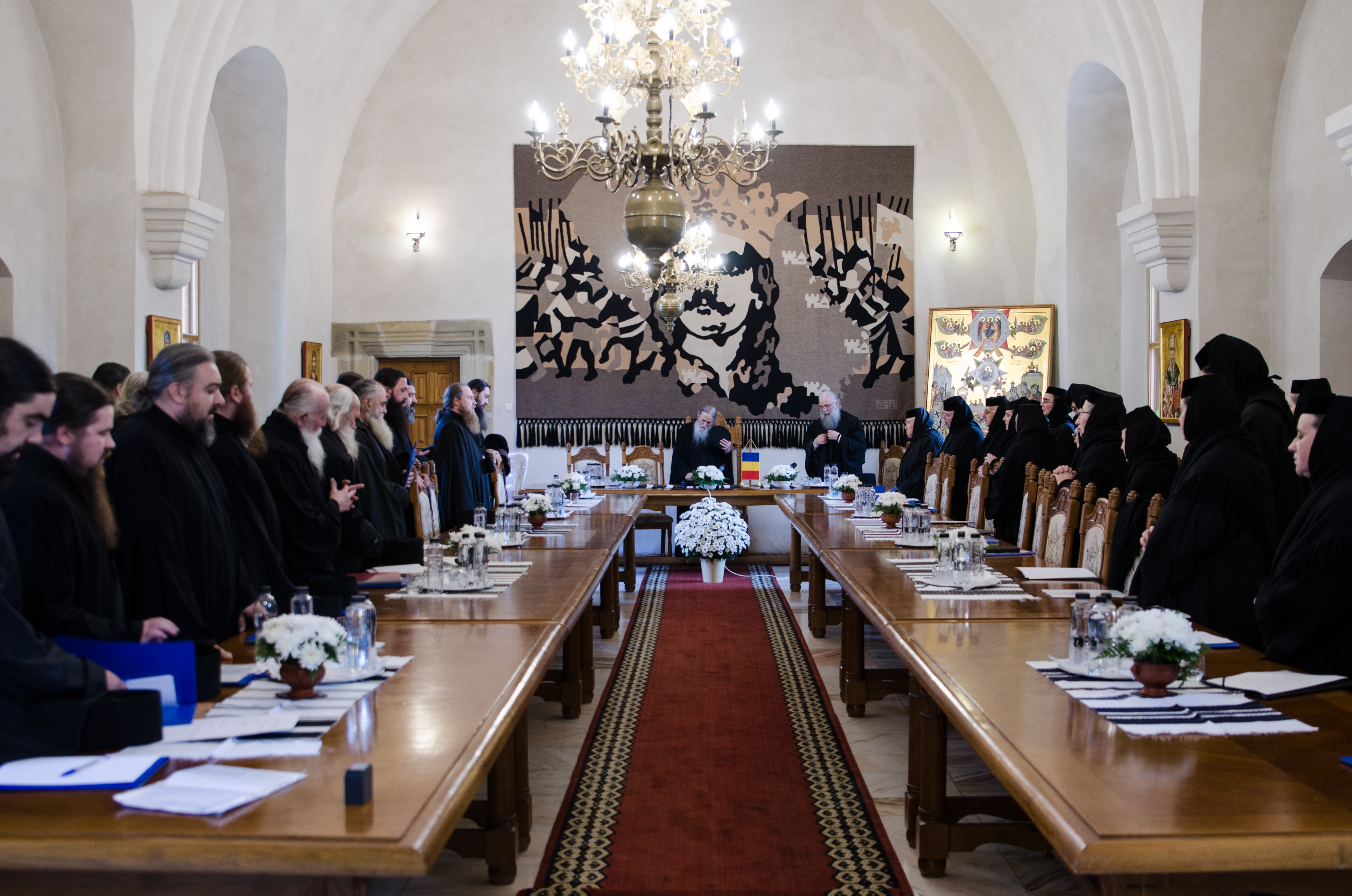 „Mănăstirile au un rost dumnezeiesc în perioade de criză“