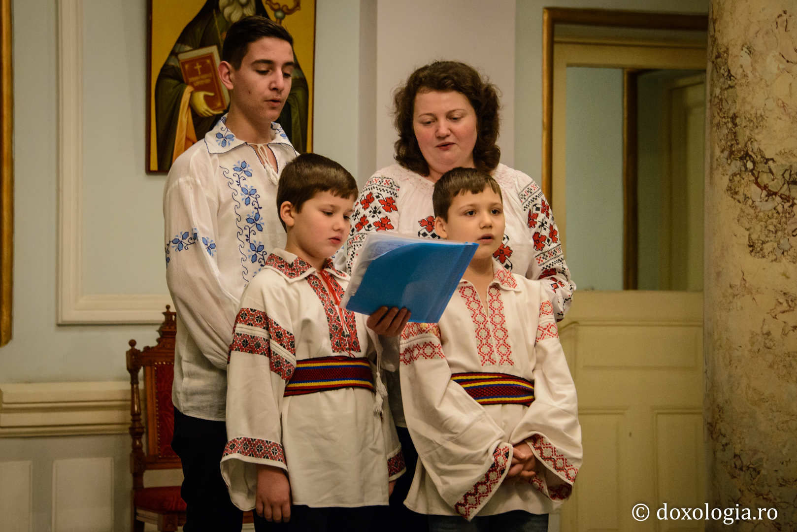 Colindători la Reședința Mitropolitană 2016 - Liceul Economic 2