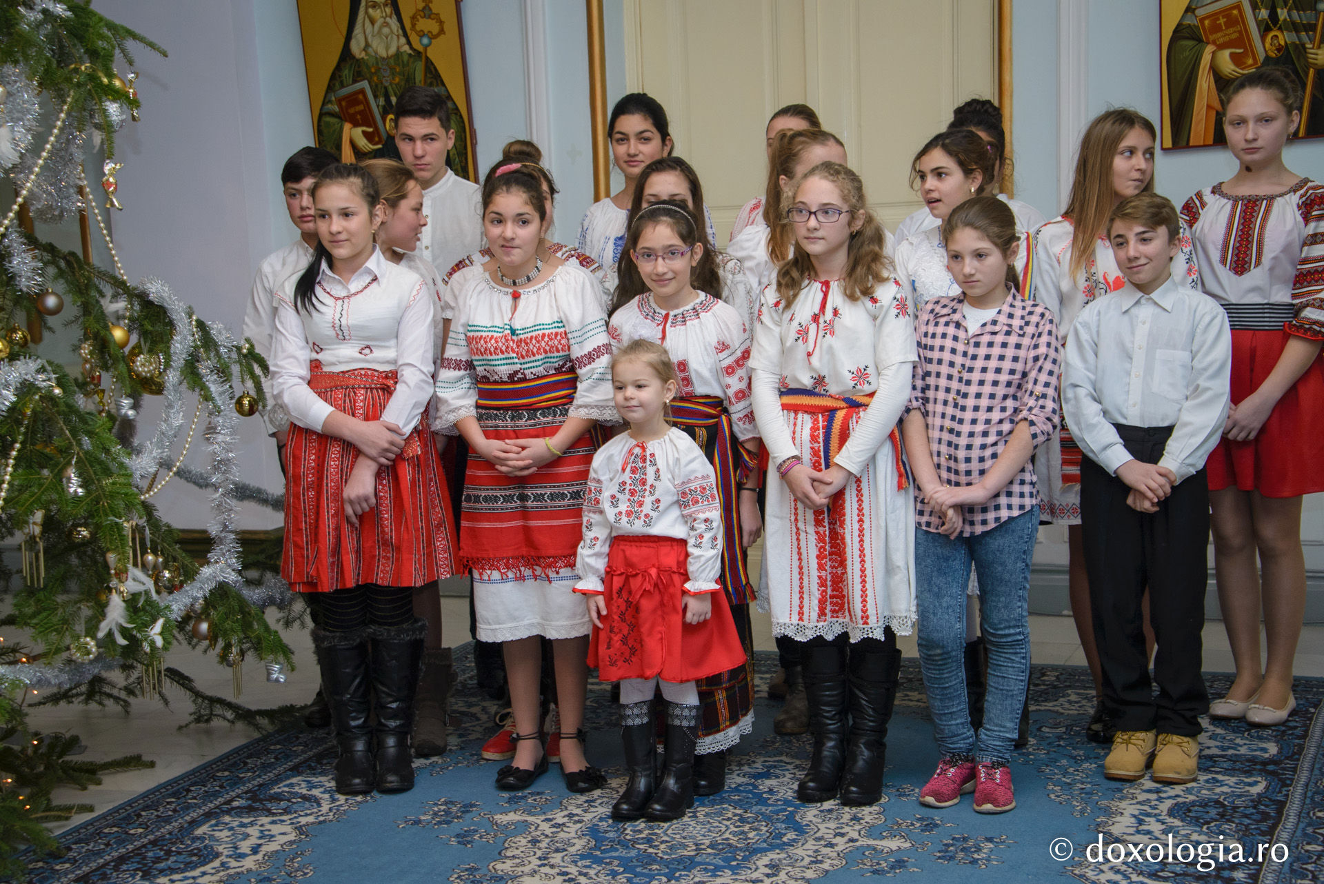 Colindători la Reședința Mitropolitană 2016 - Parohia Cozmești