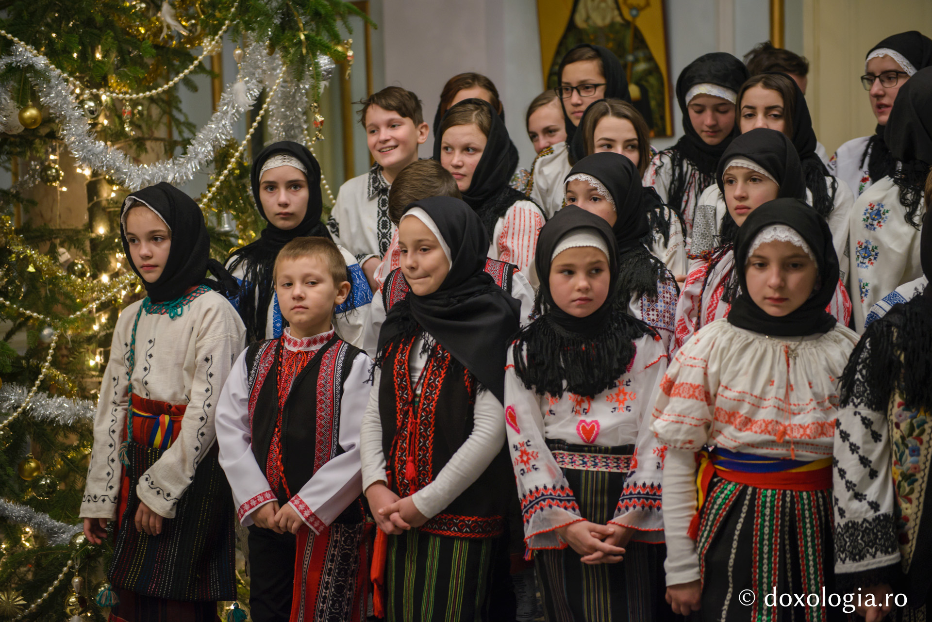 Colindători la Reședința Mitropolitană 2016 - Parohia Vorona, Botoșani