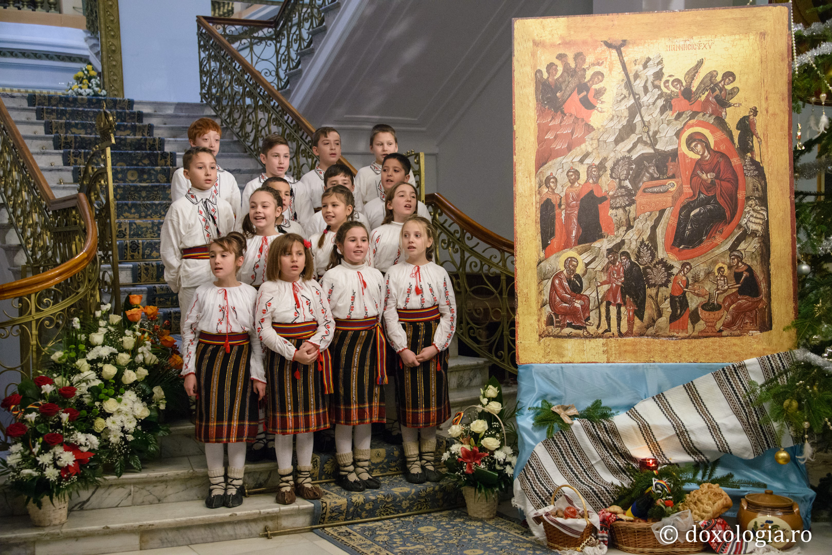 Colindători la Reședința Mitropolitană 2016 - Parohia Popești