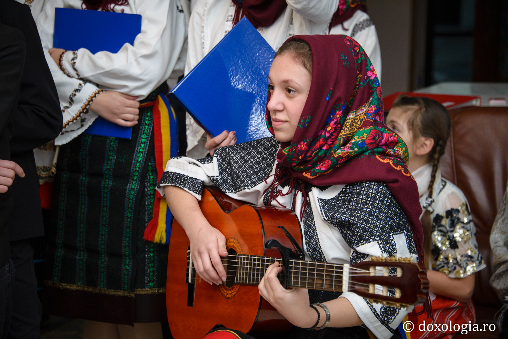 Colindători la Reședința Mitropolitană 2016 - Centrul pentru copii din Rădăuți