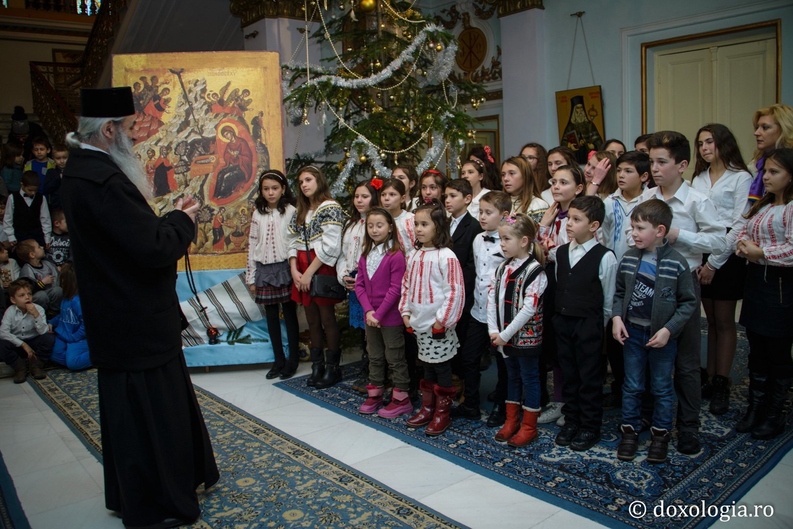 Colindători la Reședința Mitropolitană 2016 - Școala Hadâmbu