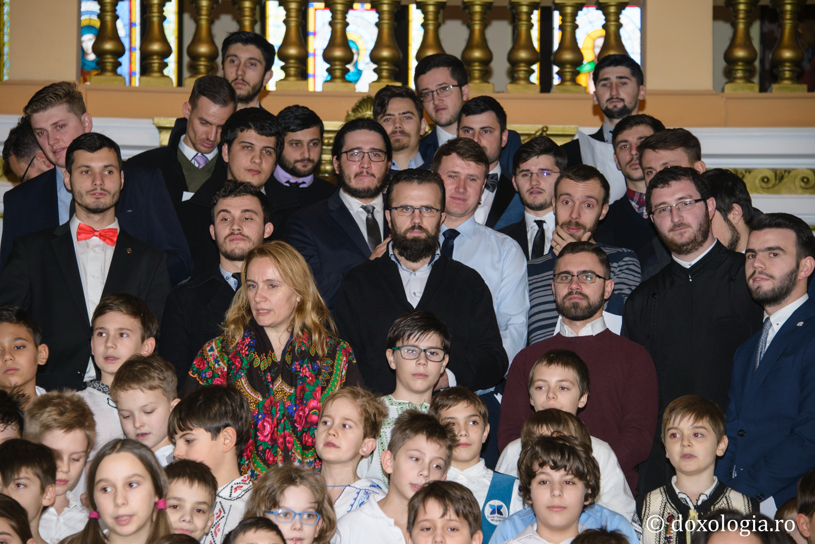 Colindători la Reședința Mitropolitană 2016 - Corul studenților masteranzi de la Teologie