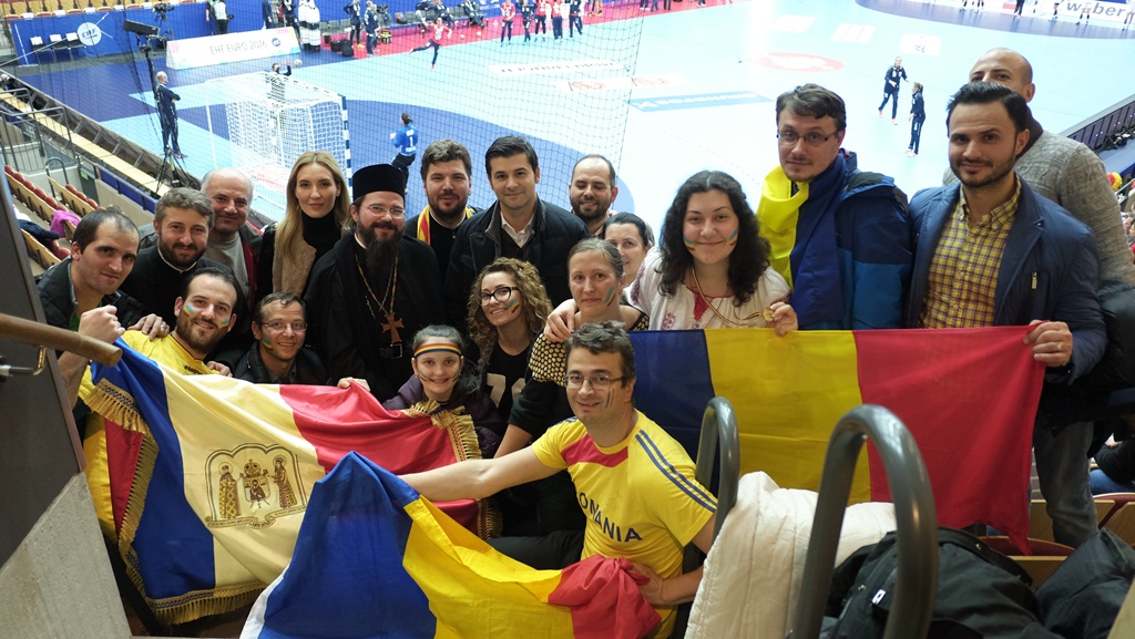 Episcopul ortodox român al Europei de Nord, alături de Echipa Națională de Handbal Feminin a României