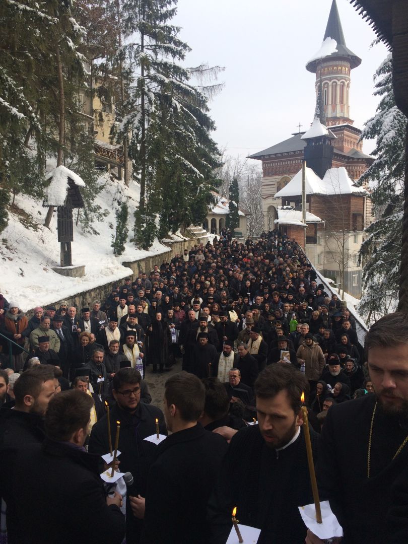 Arhiepiscopul Justinian, pomenit la 40 de zile de la trecerea în veşnicie. IPS Andrei: „A fost un mare duhovnic care a călăuzit mulţi credincioşi pe calea lui Dumnezeu”