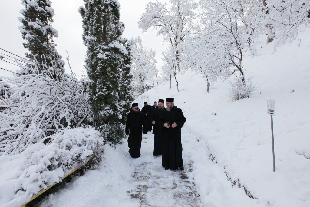 Noul Episcop al Maramureșului și Sătmarului a vizitat Mănăstirea Rohia