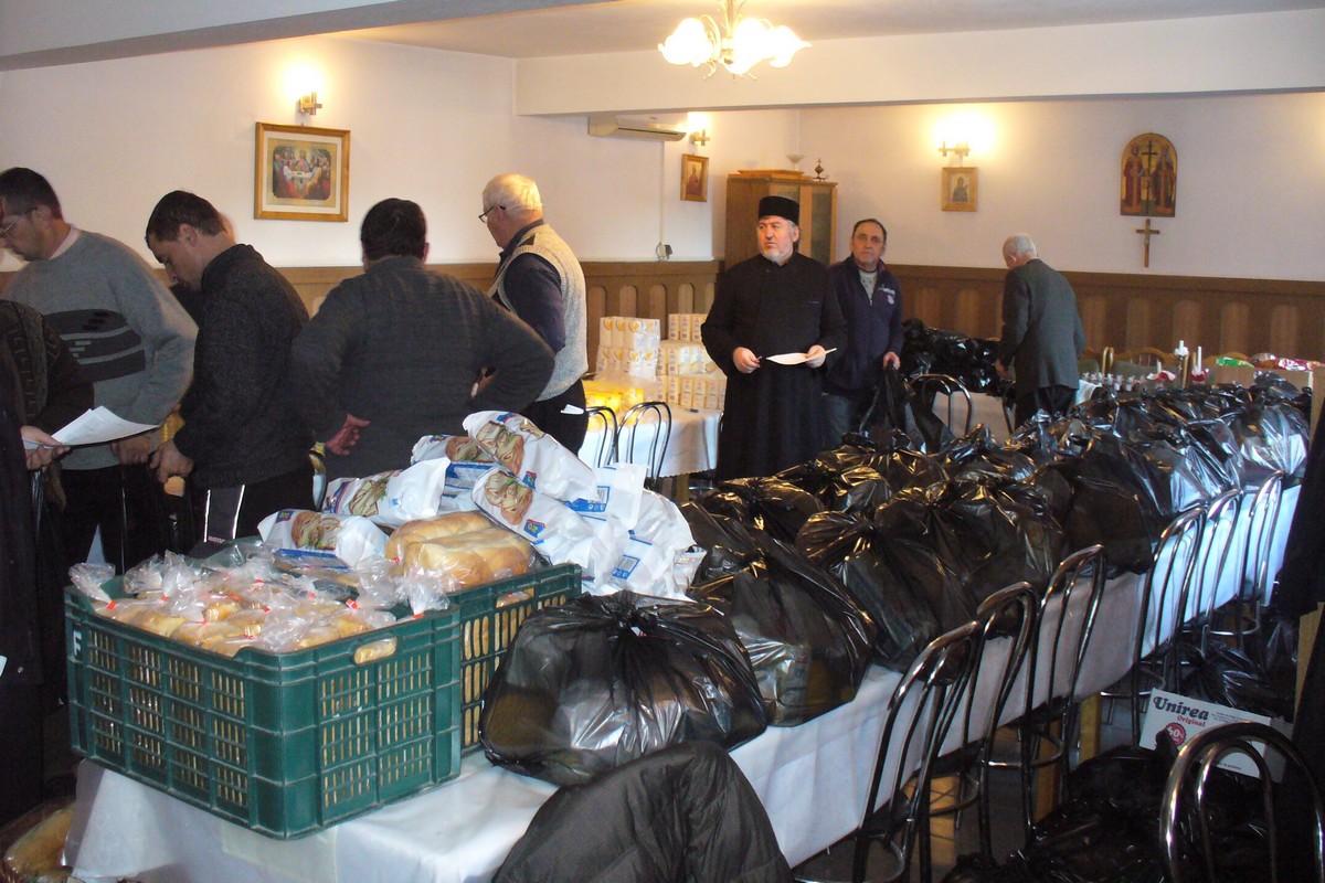 Acţiune social-filantropică la Gura Humorului Acţiune social-filantropică la Gura Humorului