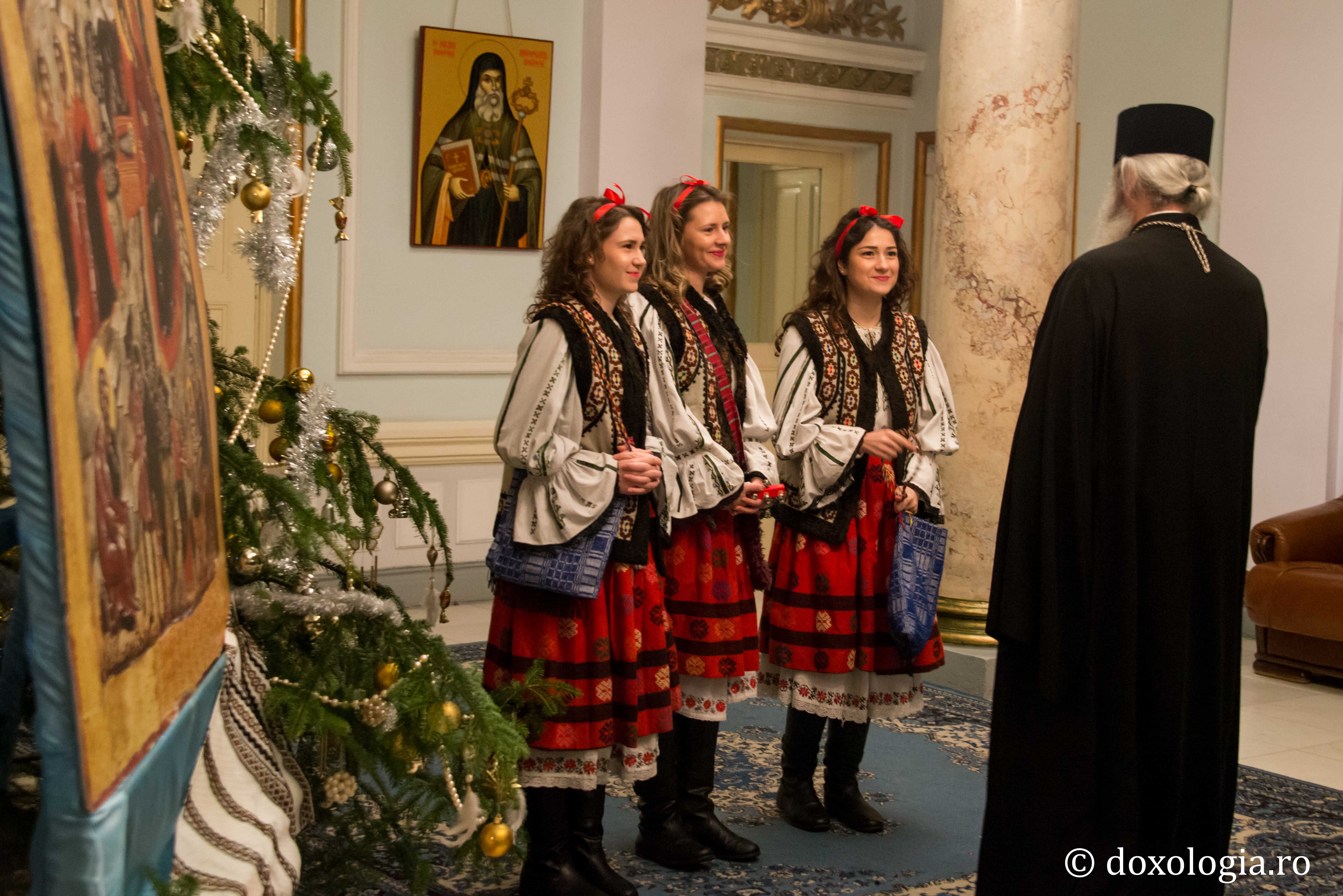 Colindători la Reședința Mitropolitană 2016 - Trio Voces