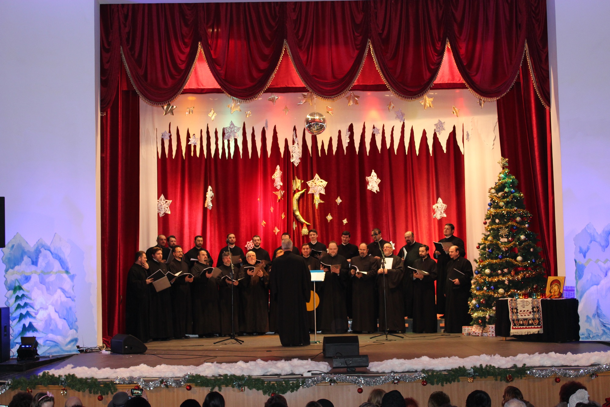 Regal de colinde la Paşcani