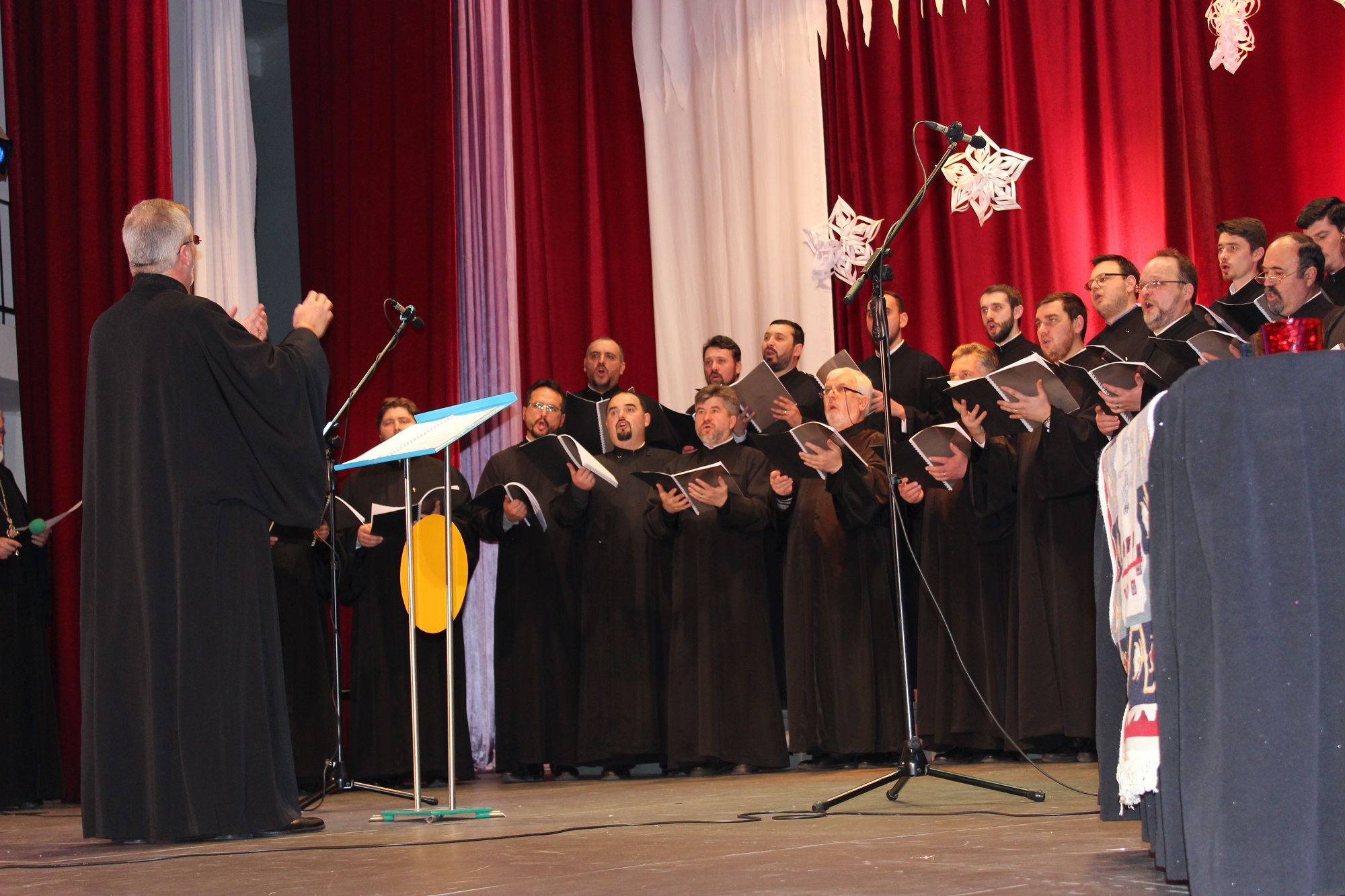 Regal de colinde la Paşcani