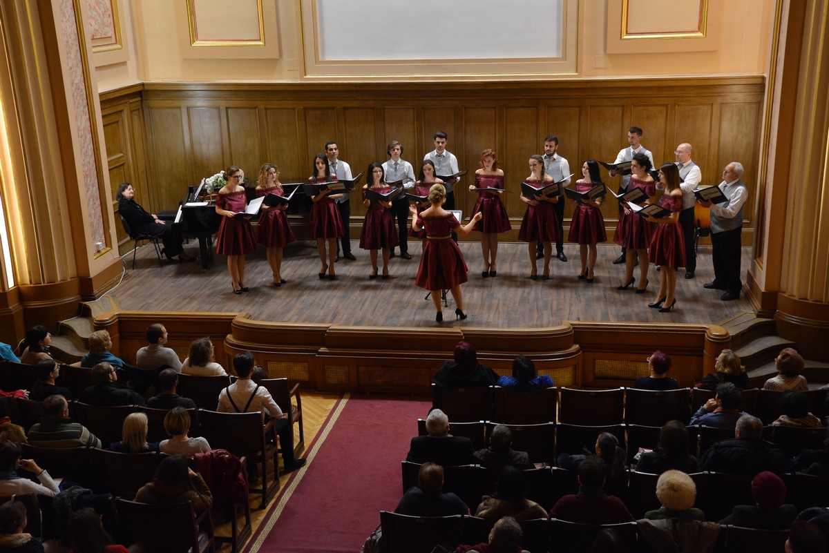 Dar de Crăciun din partea Corului „Aletheia”