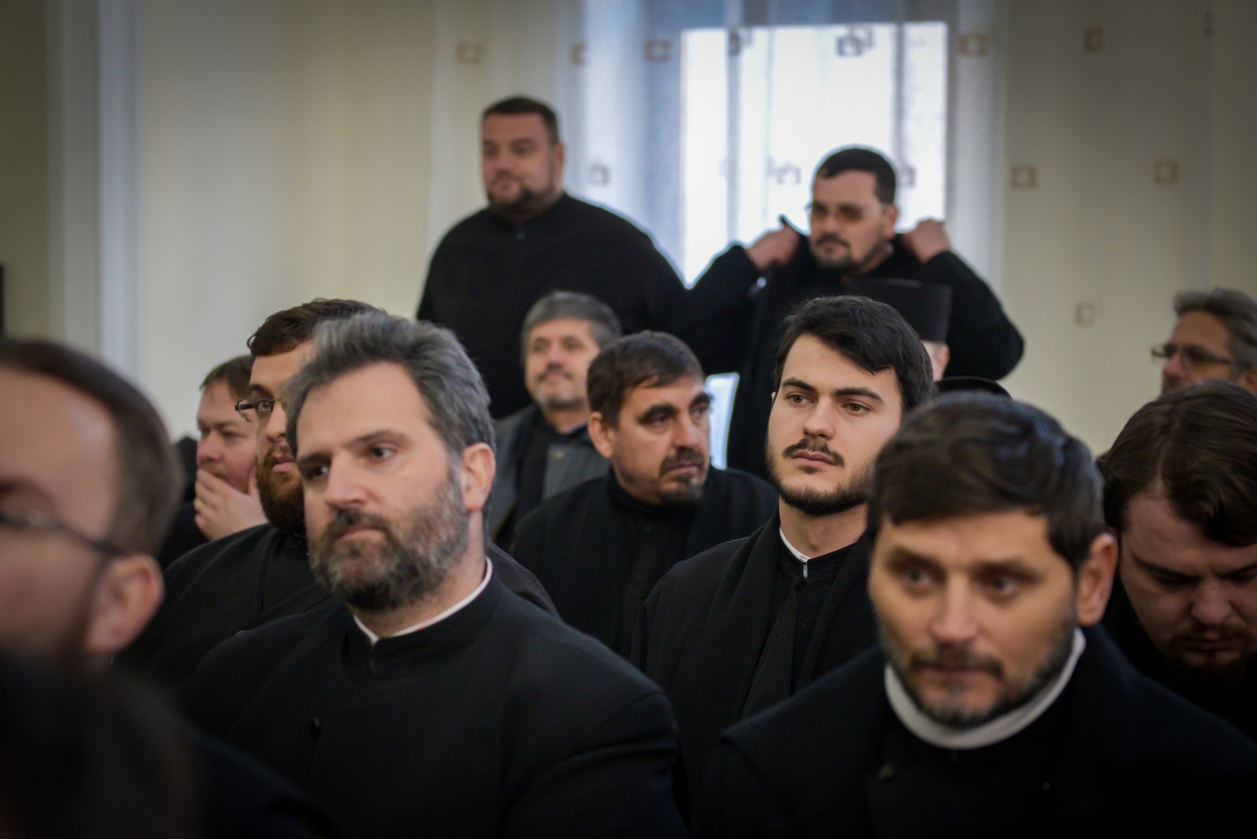 Conferință preoțească la Botoșani: „Dumnezeu să ne dăruiască putere să sesizăm darurile Sfântului Duh“