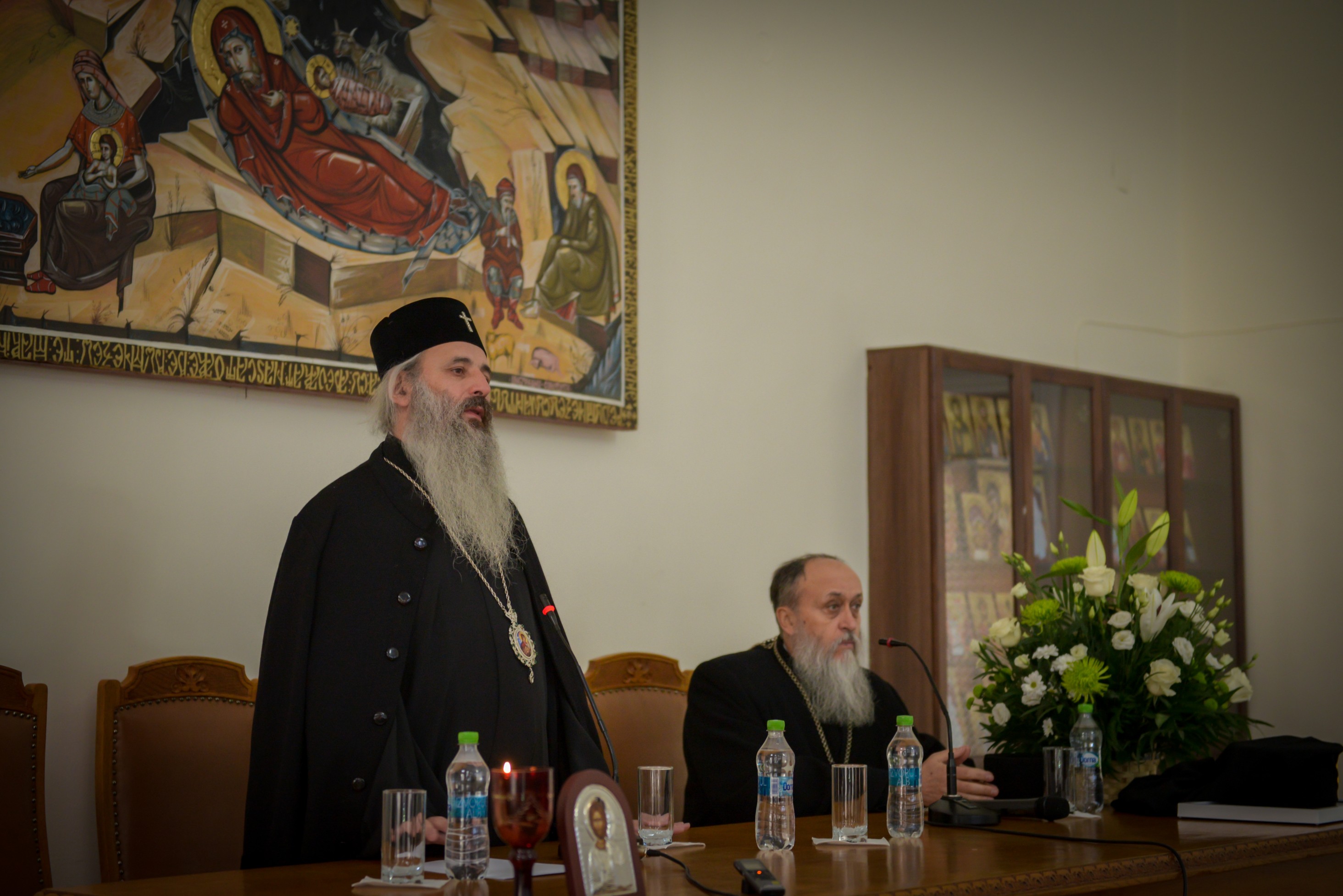 Conferință preoțească la Botoșani: „Dumnezeu să ne dăruiască putere să sesizăm darurile Sfântului Duh“