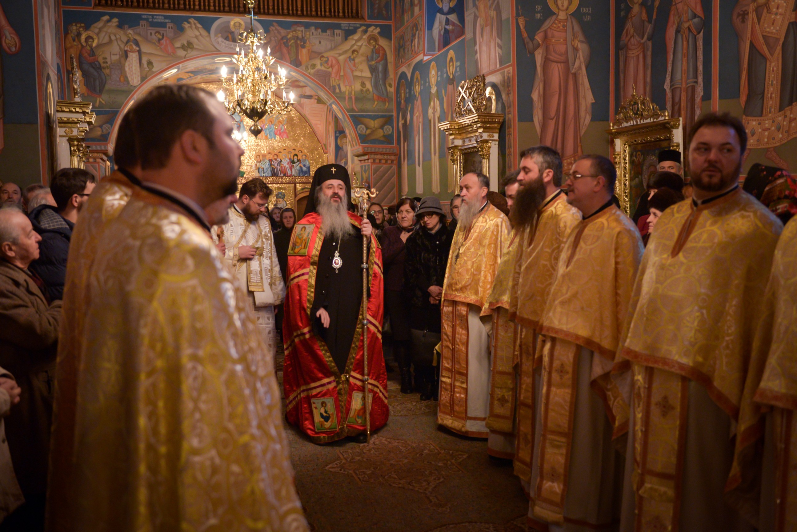 Conferință preoțească la Botoșani: „Dumnezeu să ne dăruiască putere să sesizăm darurile Sfântului Duh“