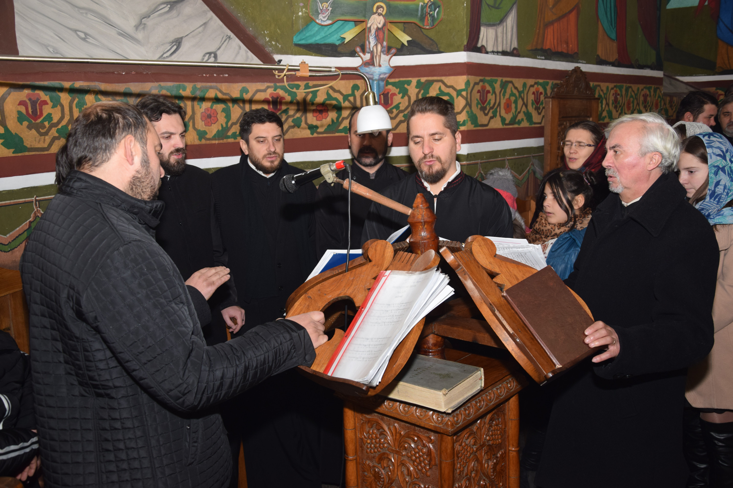 Preoții din Protopopiatul Săveni, în conferință semestrială