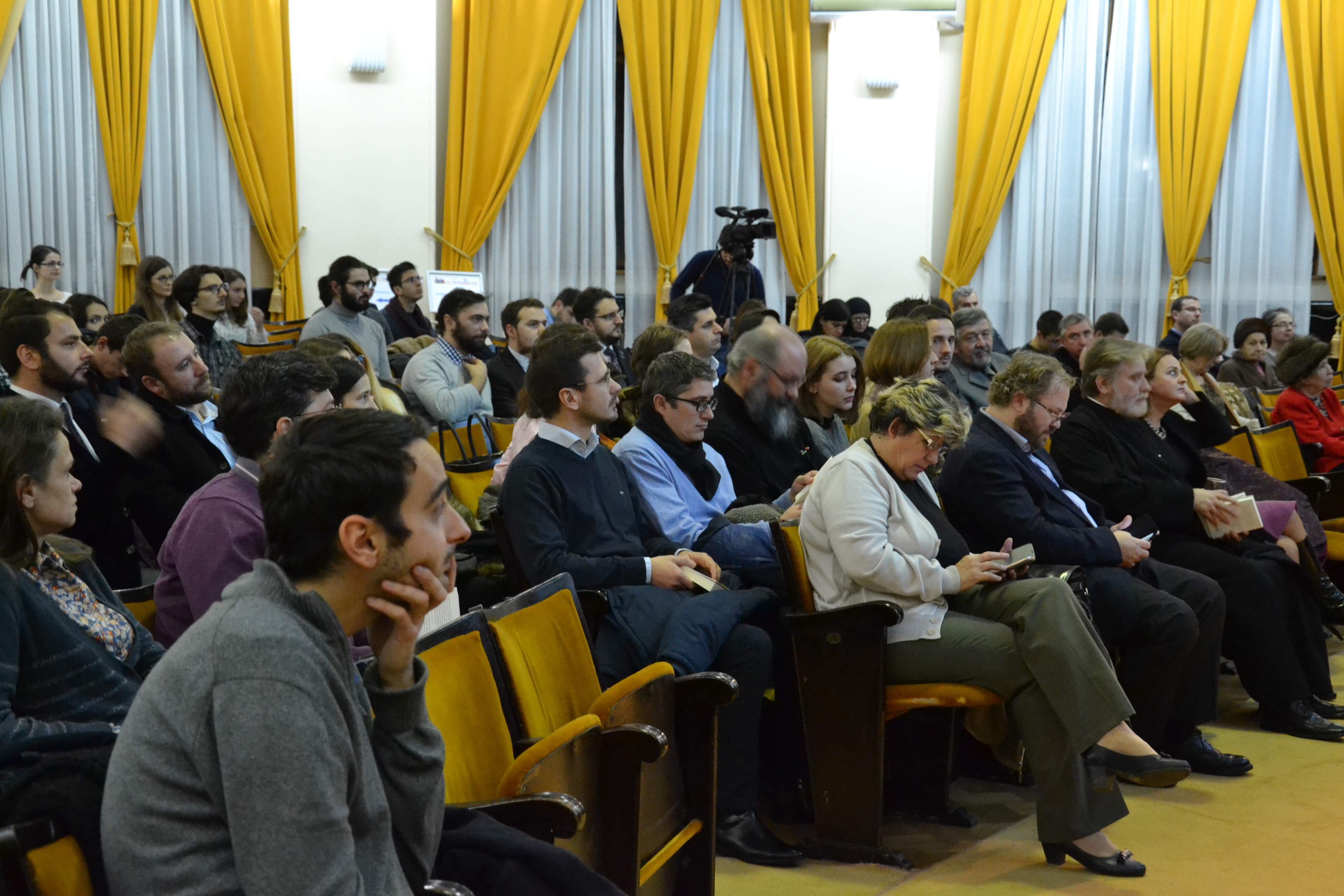 Lansare de carte şi conferinţă susţinută de Teodor Baconschi la Iaşi