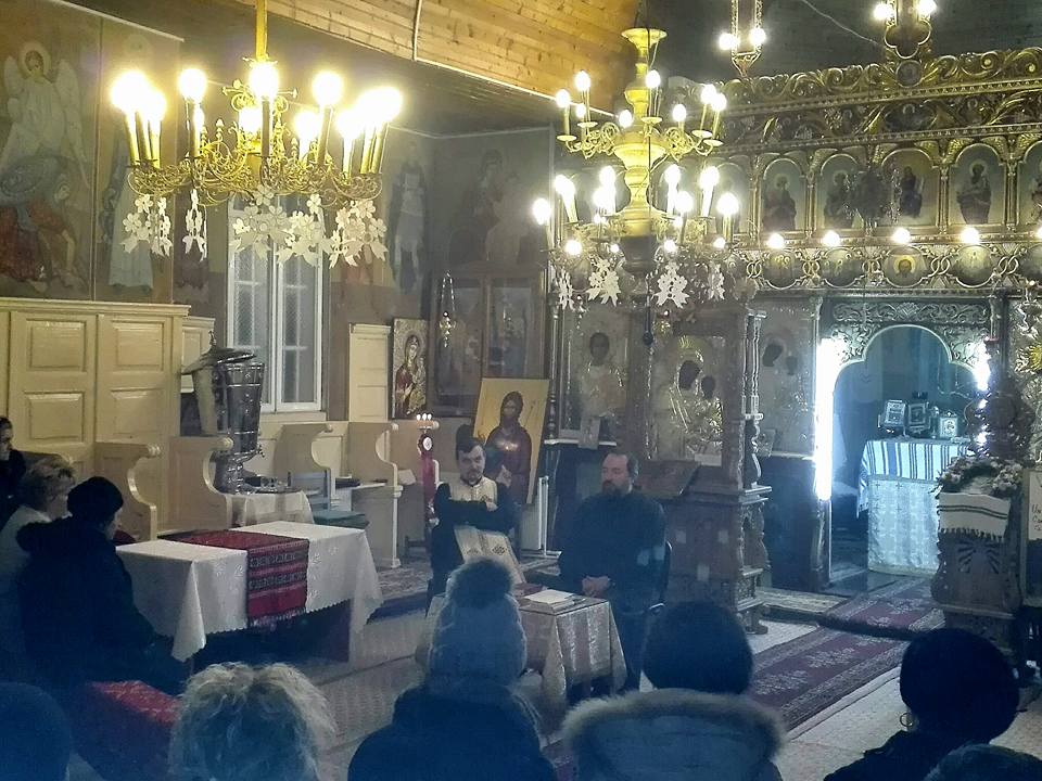 „Tinerii sunt esenţa parohiei, motorul ei, chiar viaţa însăşi a parohiei“