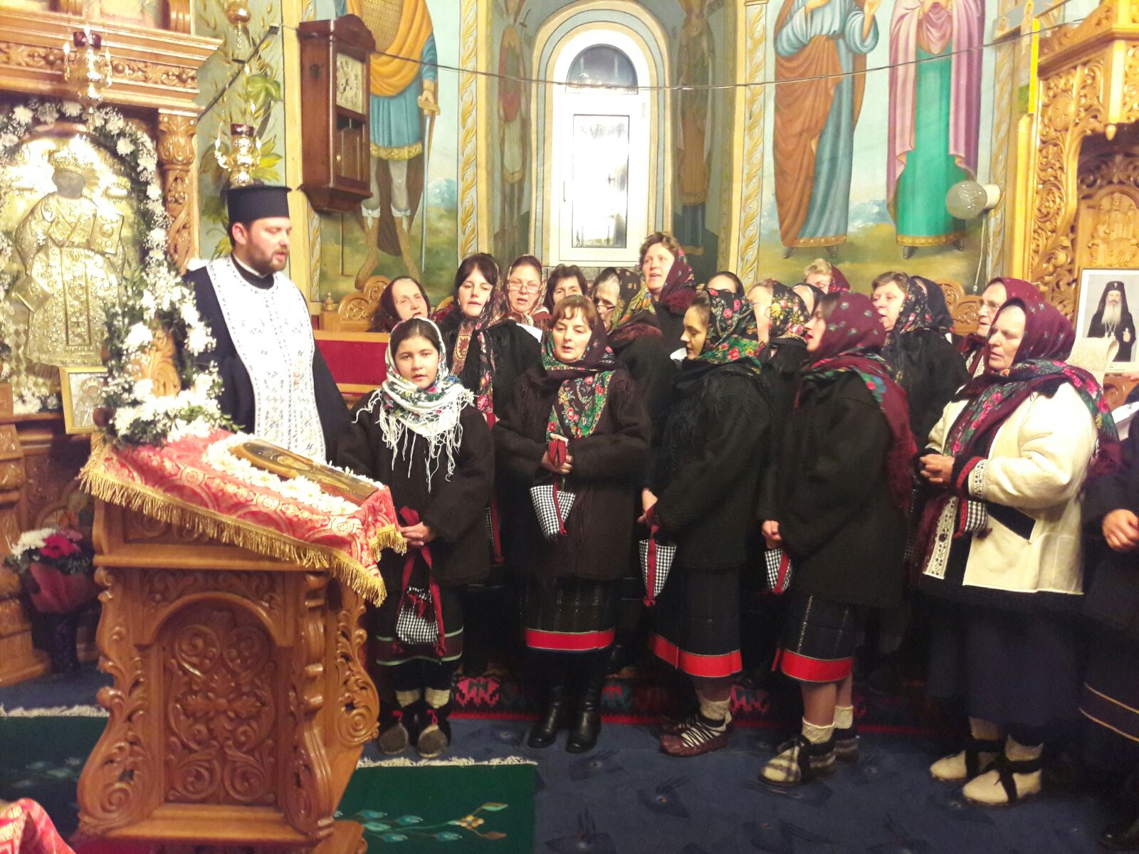 Biserica „Sfântul Nicolae“ din Piatra Neamţ, la ceas de sărbătoare