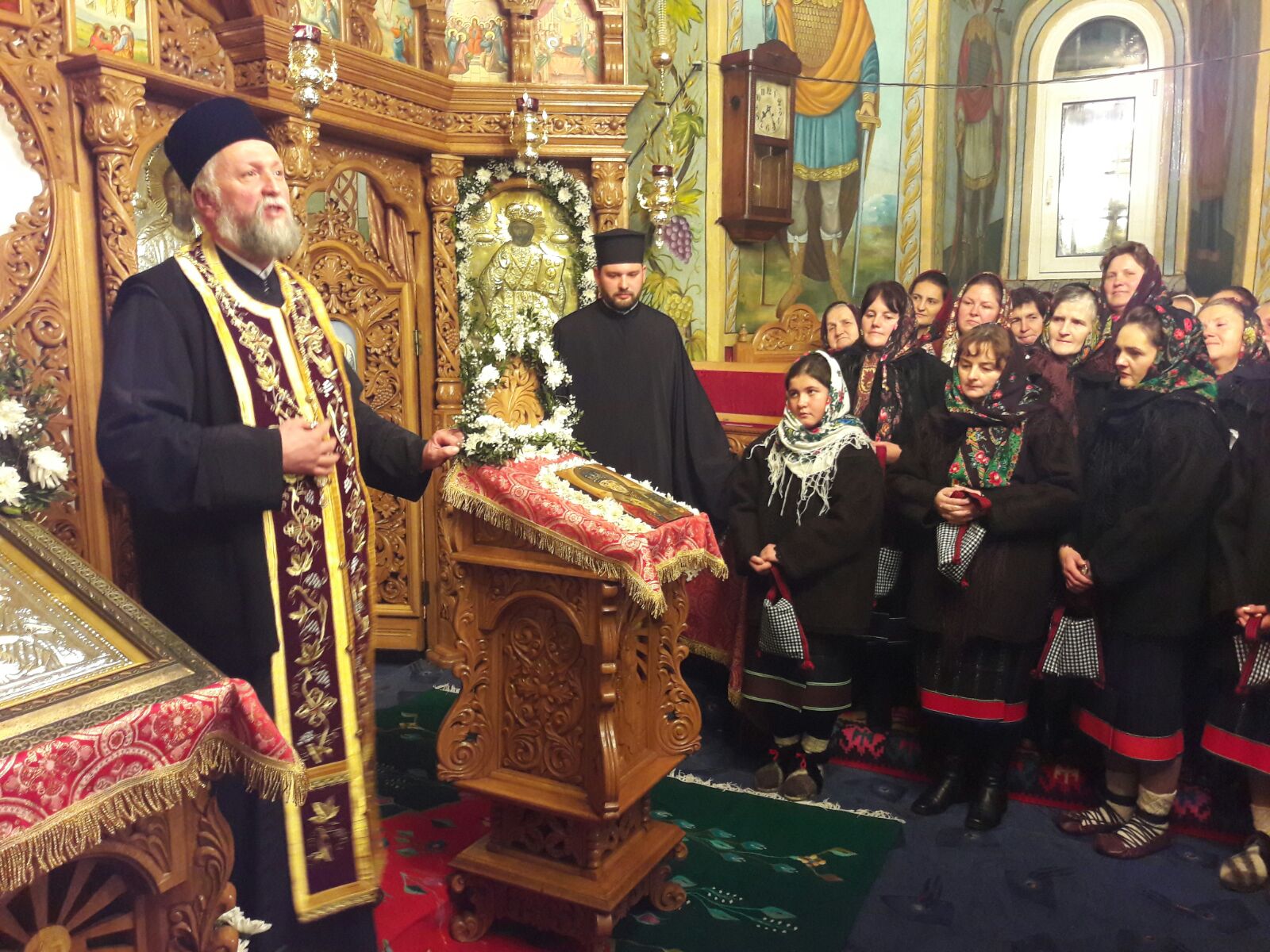 Biserica „Sfântul Nicolae“ din Piatra Neamţ, la ceas de sărbătoare