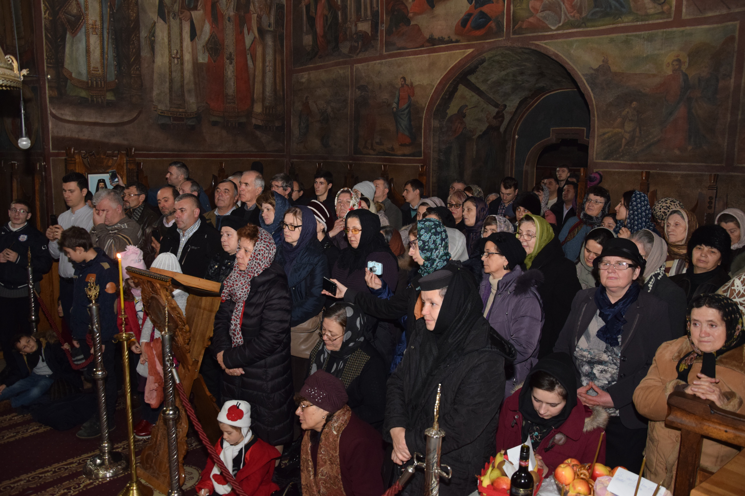 Două hirotonii și o hirotesie întru duhovnic, la Mănăstirea Bistrița