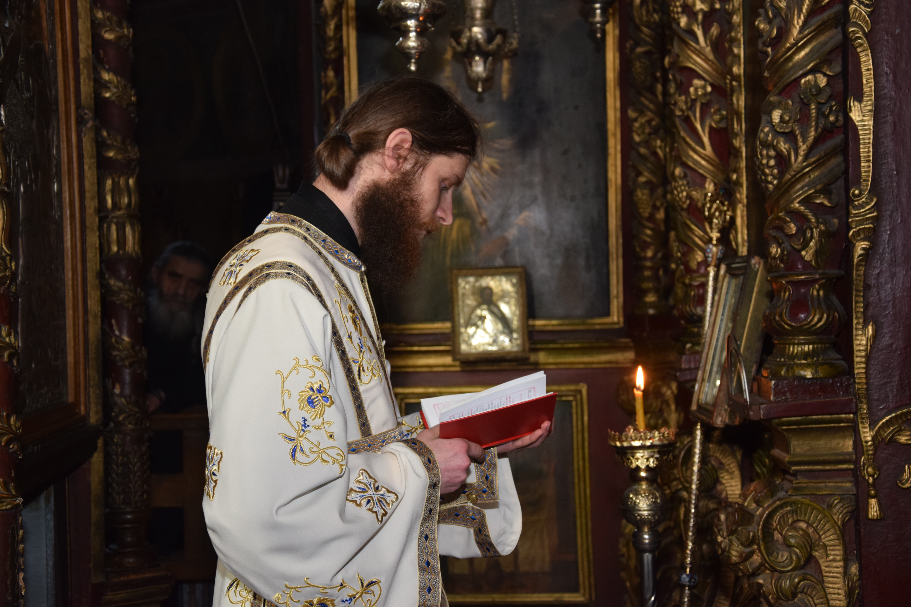 Două hirotonii și o hirotesie întru duhovnic, la Mănăstirea Bistrița