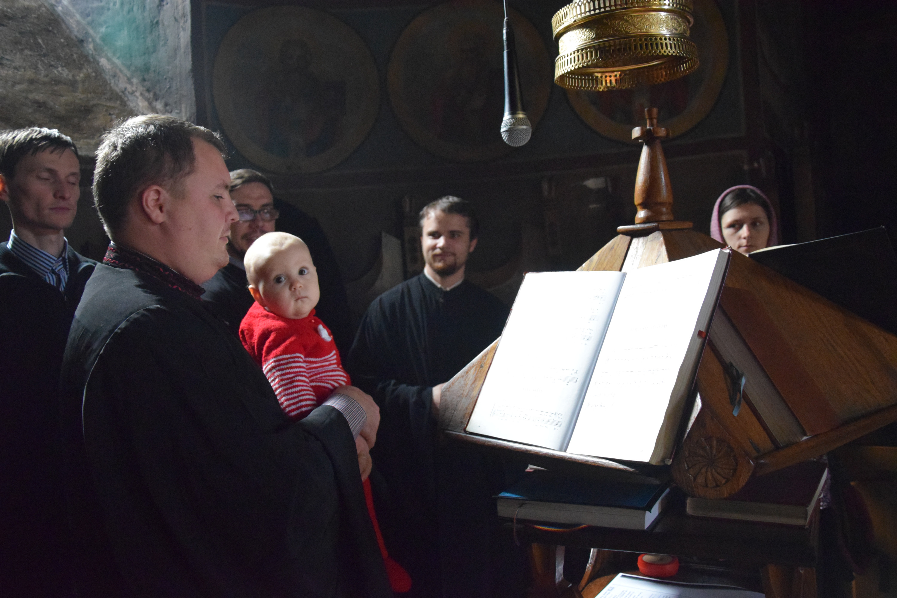 Două hirotonii și o hirotesie întru duhovnic, la Mănăstirea Bistrița