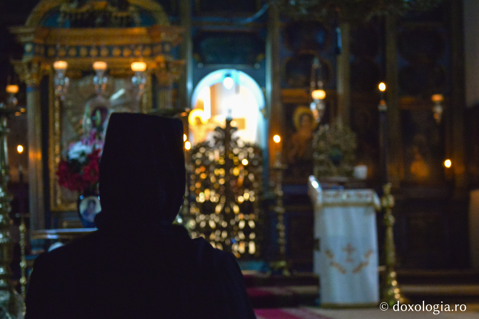 La ceas de Priveghere, cerul îşi revarsă apele peste Miclăuşeni