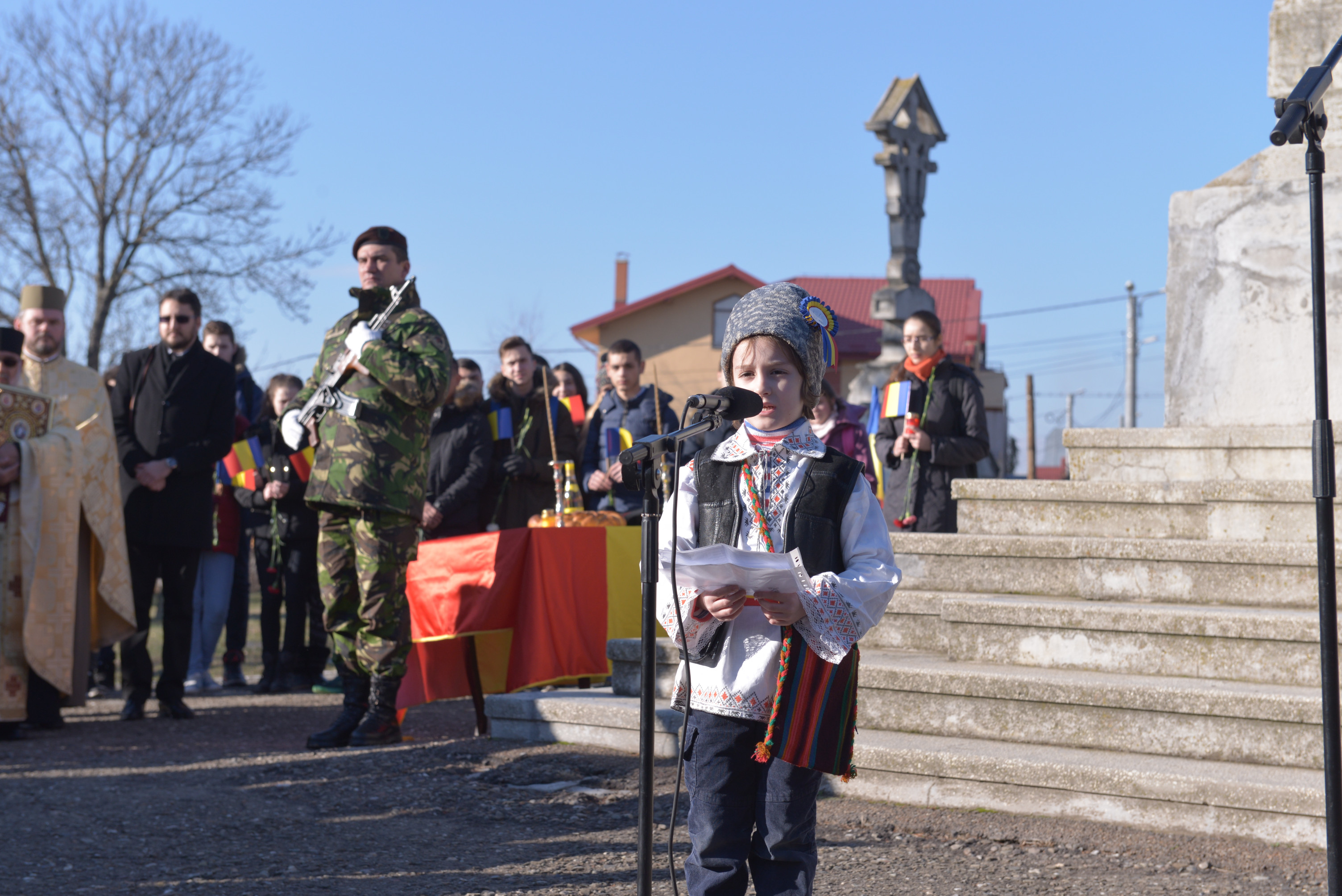 IPS Mitropolit Teofan: „Dumnezeu să ne dăruiască putere pentru a nu uita lecţia trecutului“ IPS Mitropolit Teofan: „Dumnezeu să ne dăruiască putere pentru a nu uita lecţia trecutului“