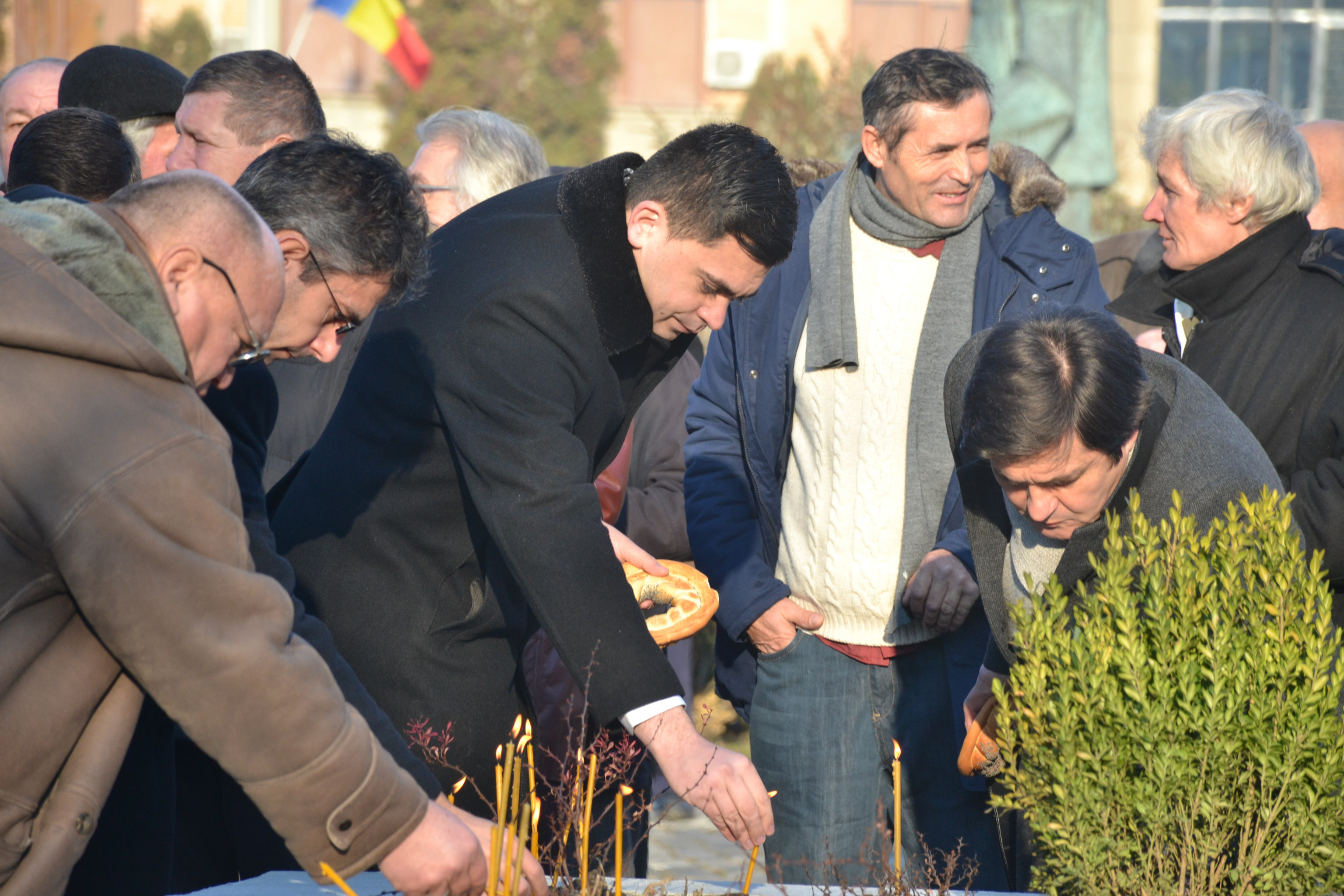 Slujbă de pomenire pentru eroii Revoluției din 1989, la Iași Slujbă de pomenire pentru eroii Revoluției din 1989, la Iași