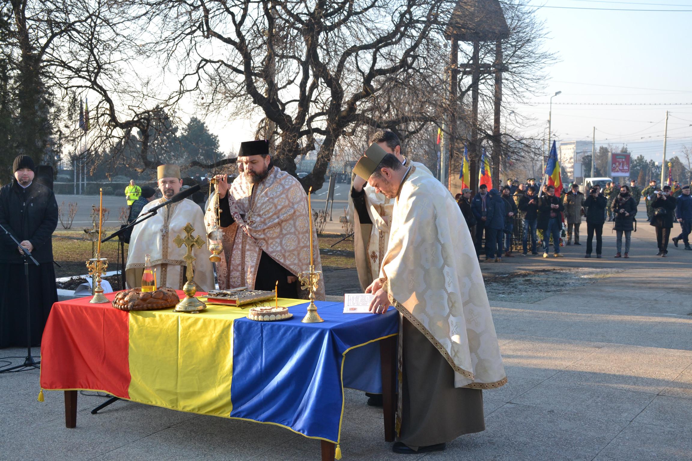 Slujbă de pomenire pentru eroii Revoluției din 1989, la Iași
