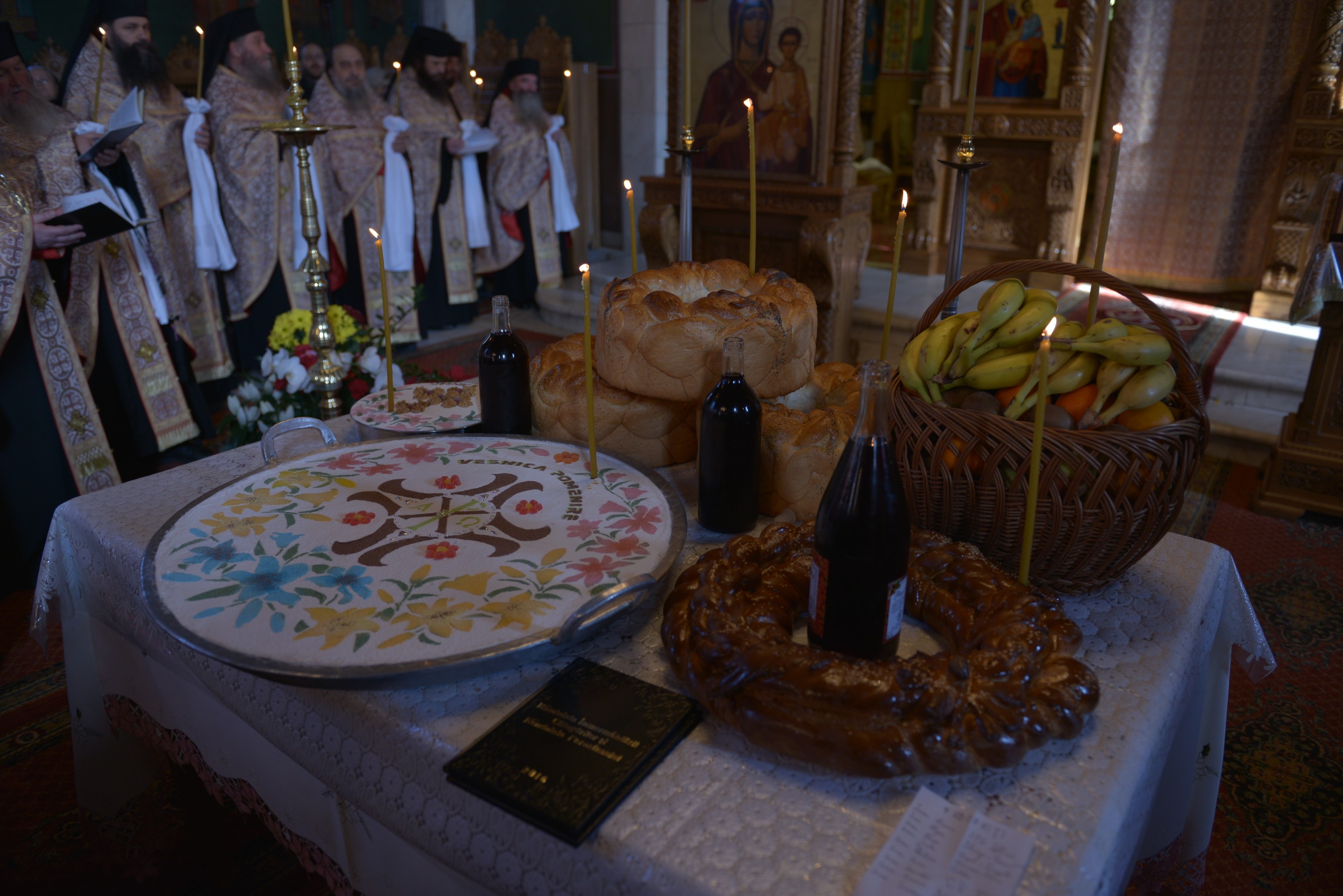 Slujbă de Parastas și Liturghie arhierească, la Mănăstirea Sihăstria-Neamț