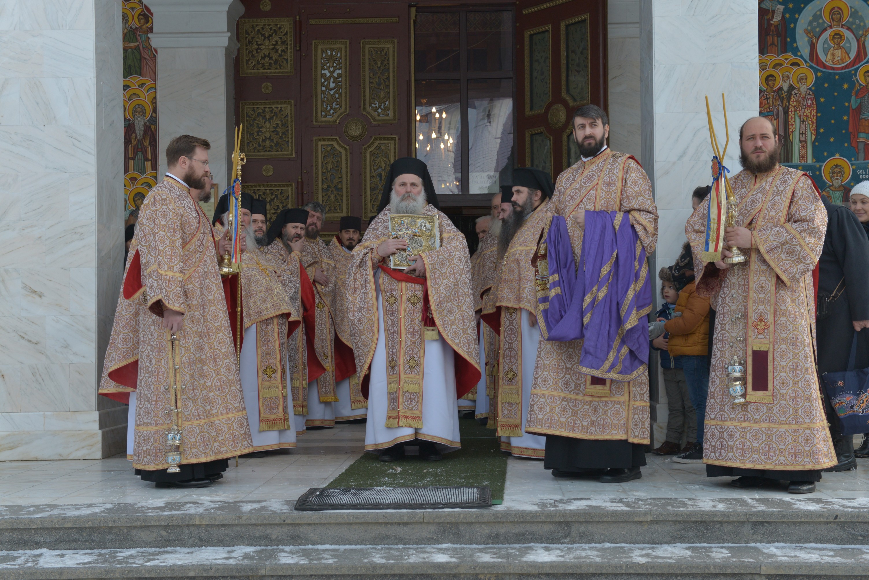 Slujbă de Parastas și Liturghie arhierească, la Mănăstirea Sihăstria-Neamț