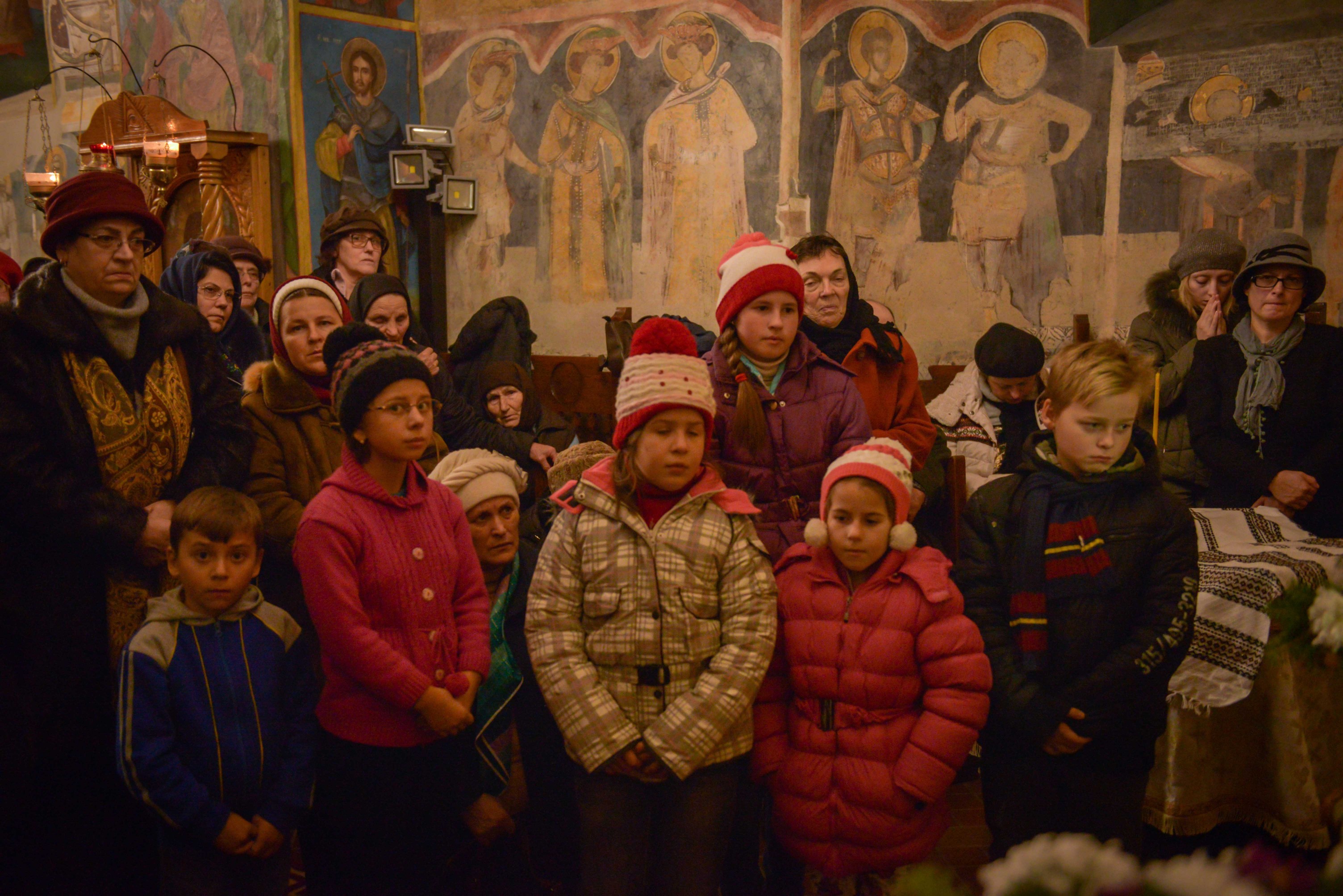 Slujbe în cinstea Sfântului Nicolae, la Mănăstirea Coșula și la Catedrala mitropolitană veche din Iași