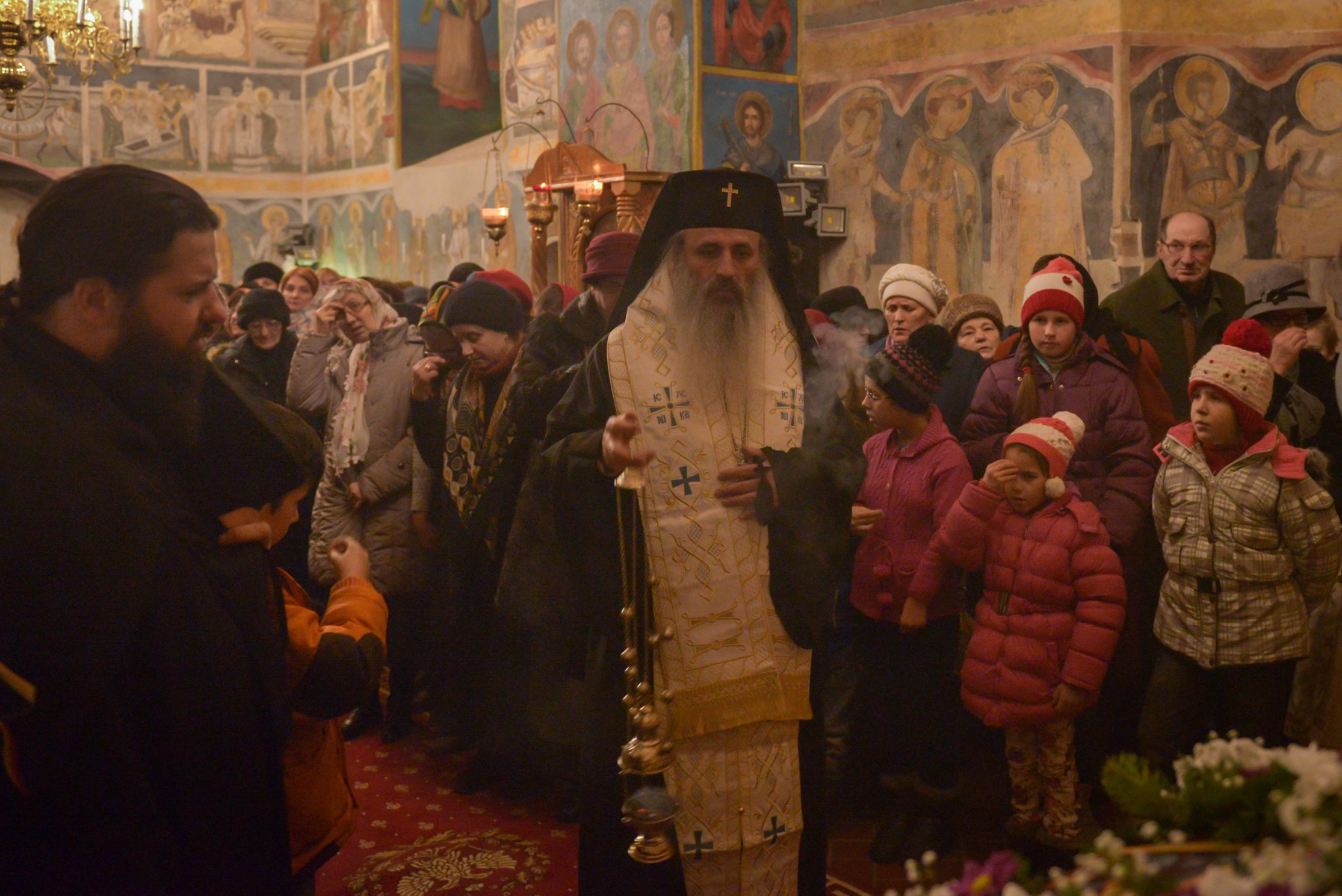 Slujbe în cinstea Sfântului Nicolae, la Mănăstirea Coșula și la Catedrala mitropolitană veche din Iași