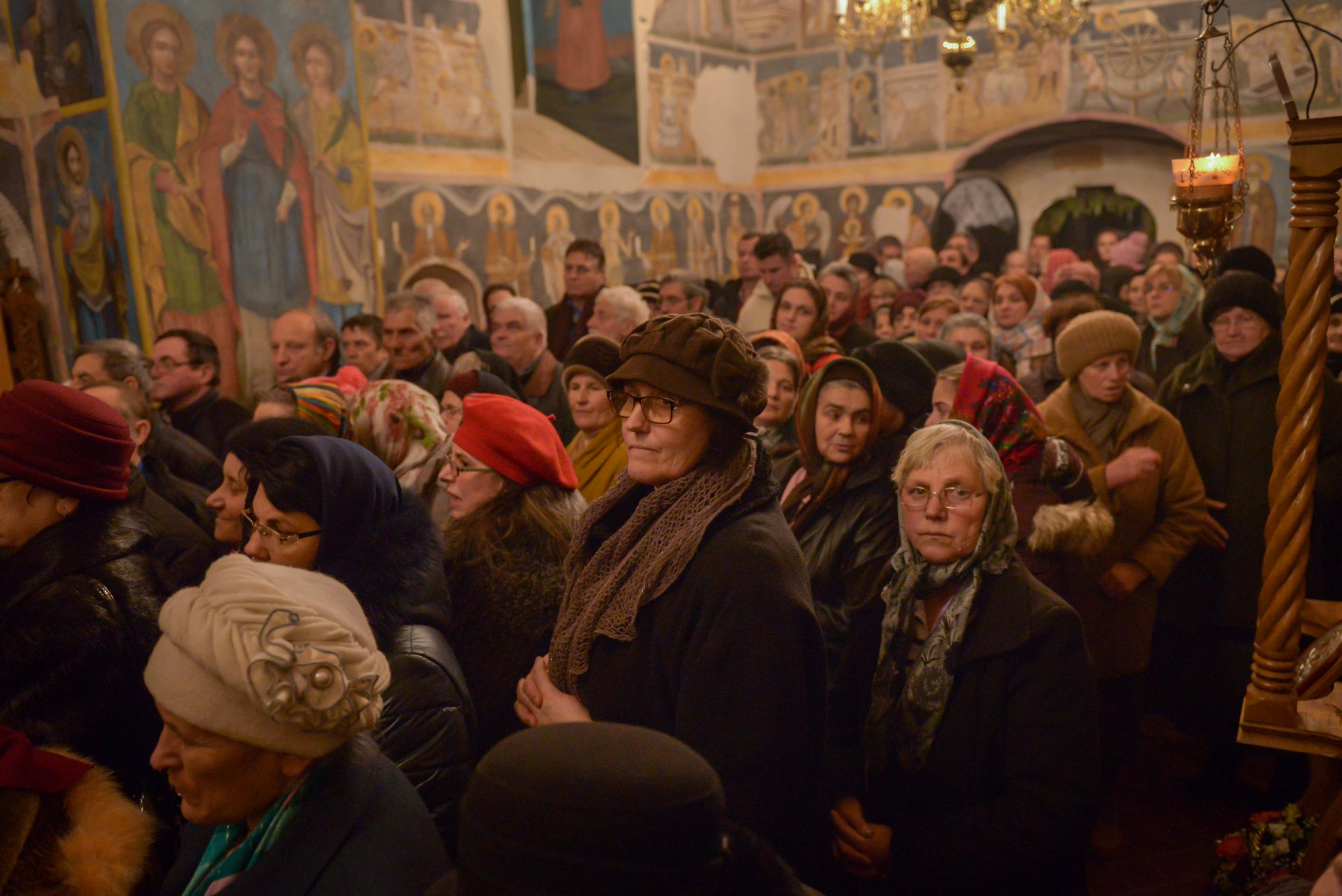 Slujbe în cinstea Sfântului Nicolae, la Mănăstirea Coșula și la Catedrala mitropolitană veche din Iași