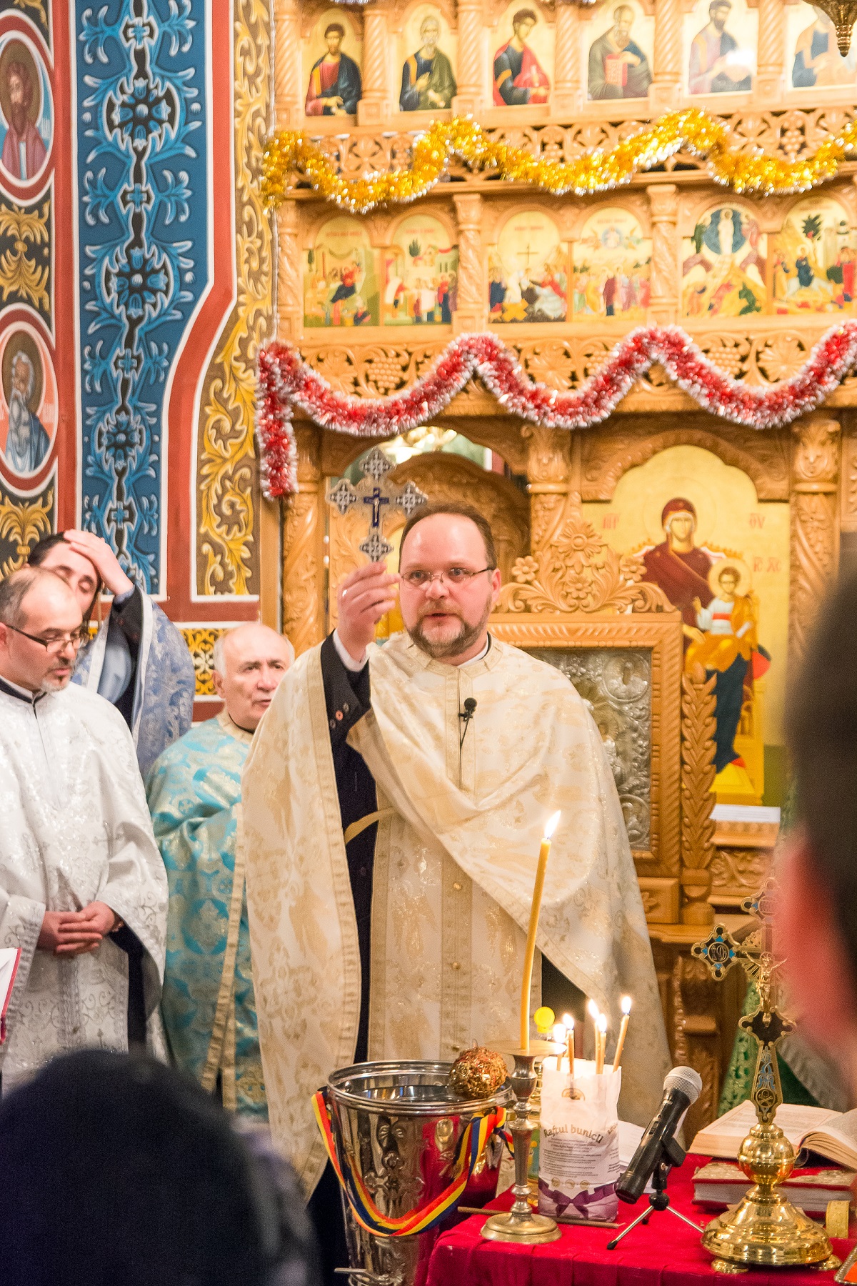 Sfântul Ierarh Spiridon a „vizitat” biserica Spitalului din Pașcani