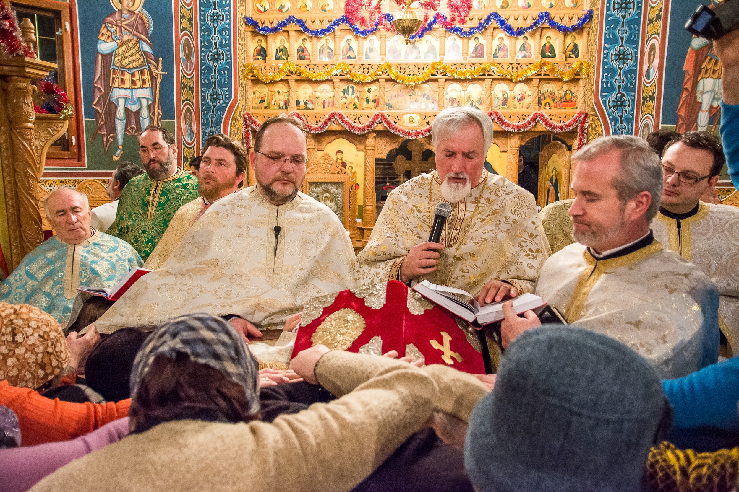 Sfântul Ierarh Spiridon a „vizitat” biserica Spitalului din Pașcani