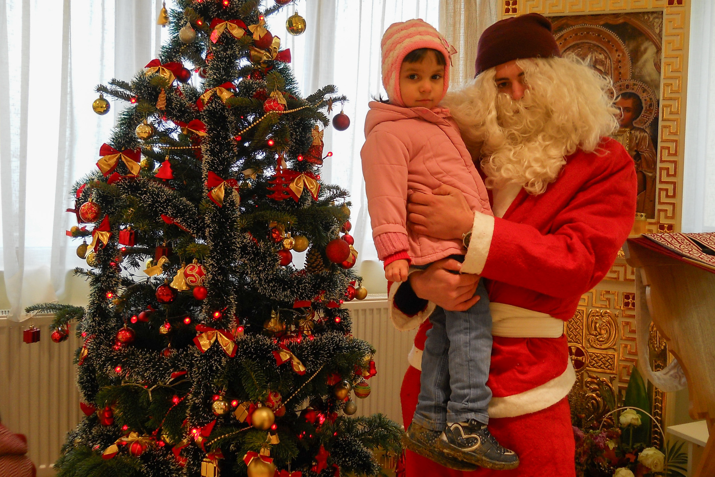 Proiect caritabil, în prag de Crăciun, în Parohia Chilişoaia