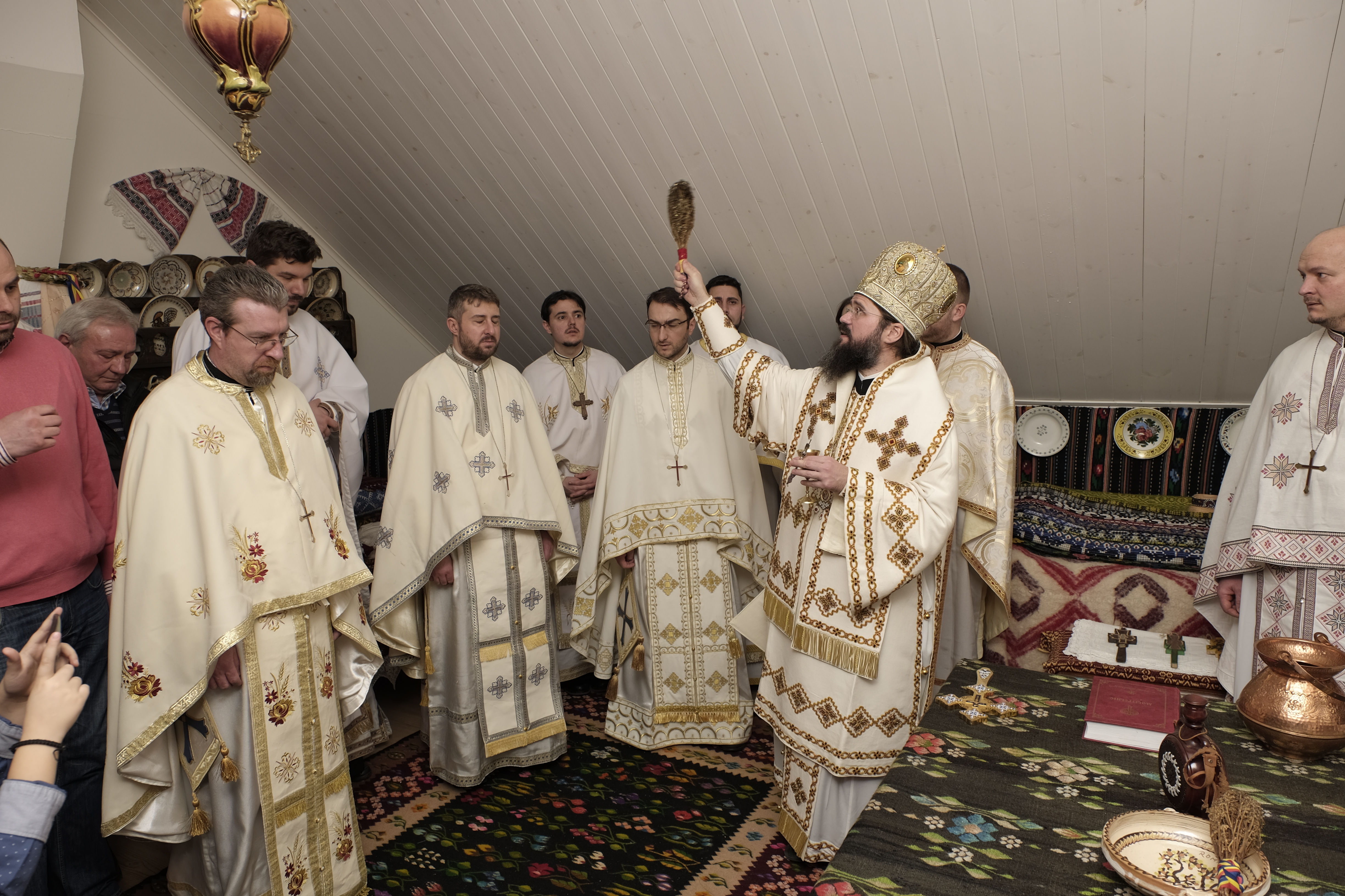 Expoziție permanentă de civilizație tradițională românească, la Centrul Episcopal din Stockholm Expoziție permanentă de civilizație tradițională românească, la Centrul Episcopal din Stockholm