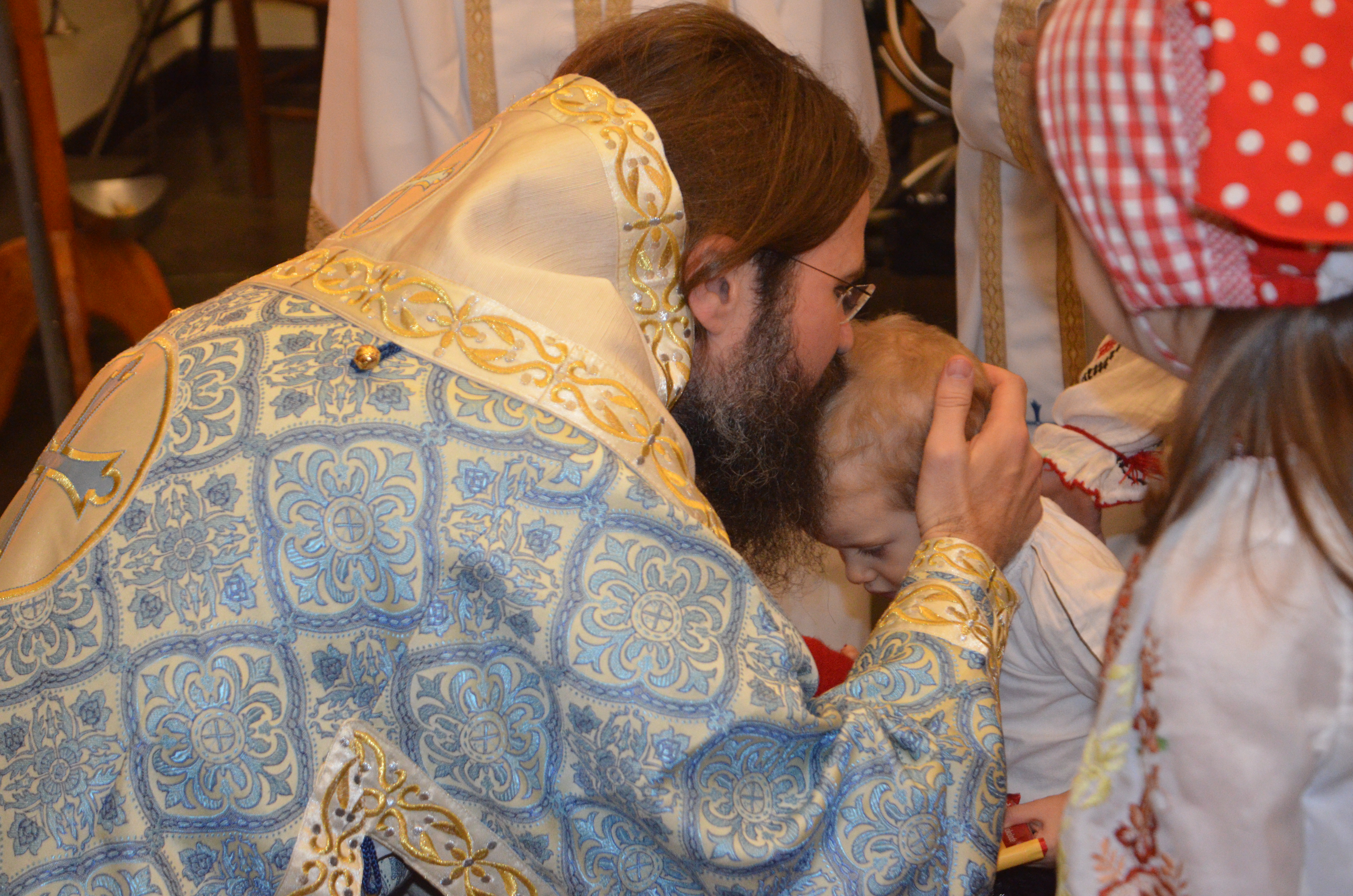 Preasfințitul Părinte Episcop Macarie, la Oslo: „Un român care își uită originile va fi un înstrăinat, fără rădăcini, fără legături esențiale cu cei din neamul lui”