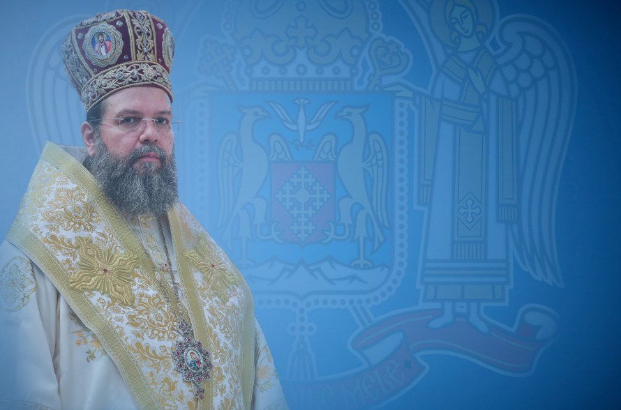 Preasfințitul Părinte Mihail împlinește 53 de ani Preasfințitul Părinte Mihail împlinește 53 de ani