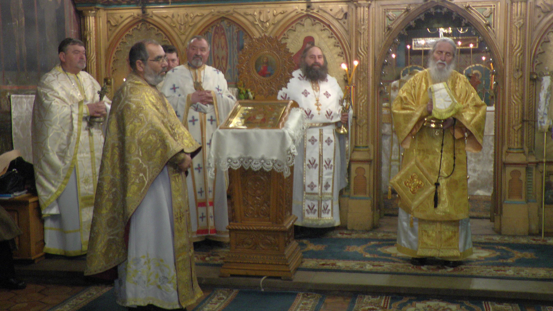 Slujire arhierească în cea mai veche biserică din Suceava