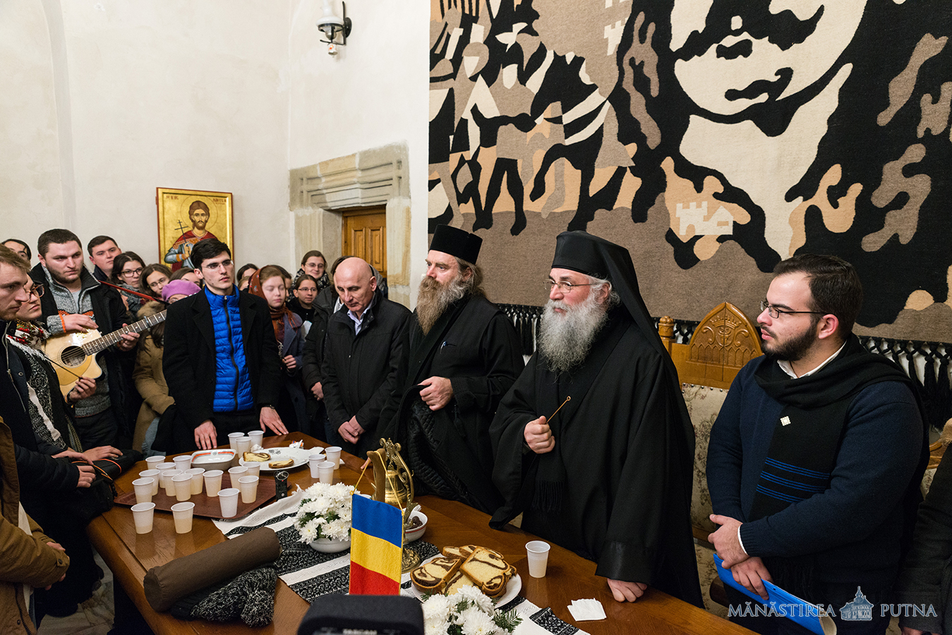 200 de tineri au participat la Tabăra de iarnă de la Mănăstirea Putna