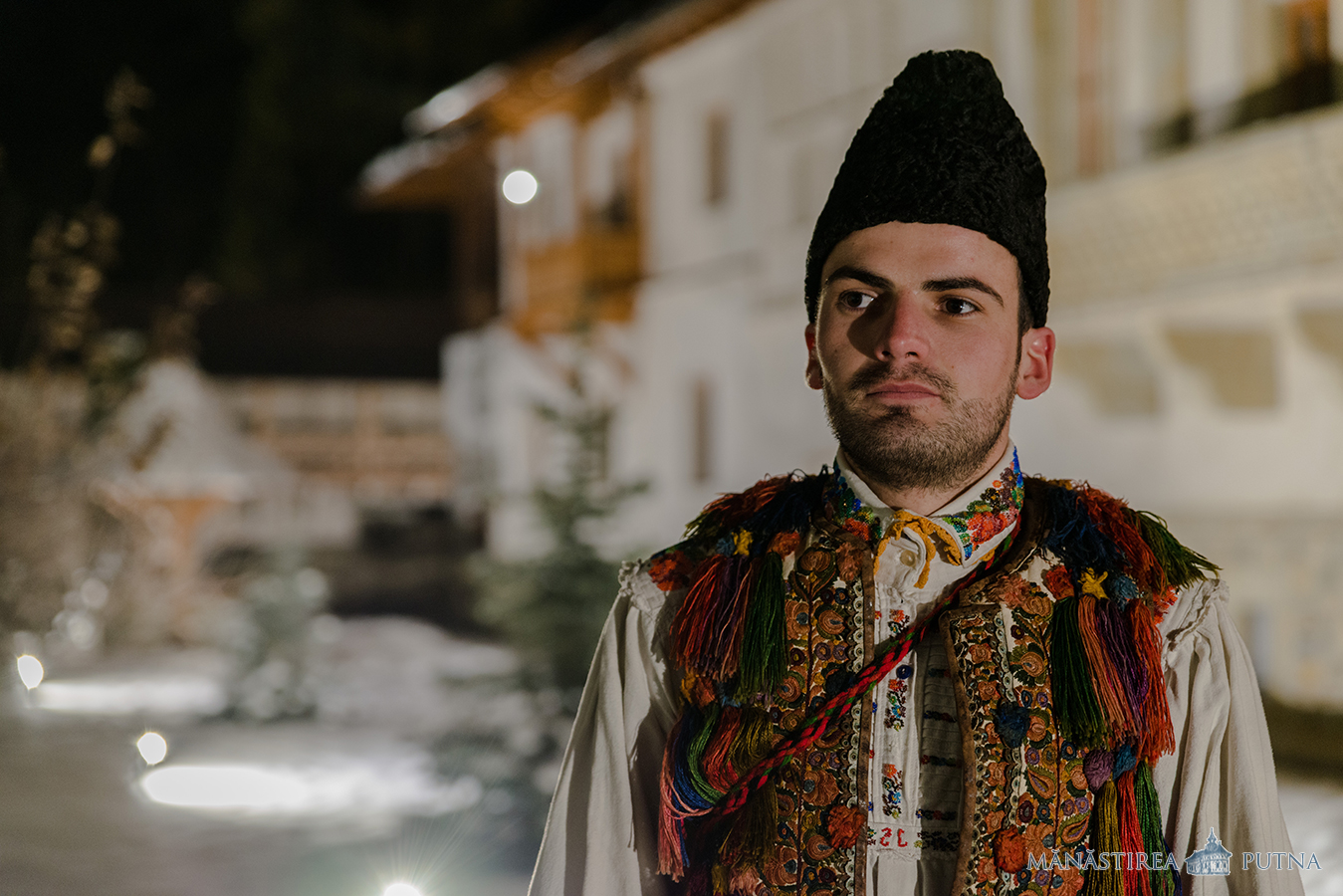 200 de tineri au participat la Tabăra de iarnă de la Mănăstirea Putna