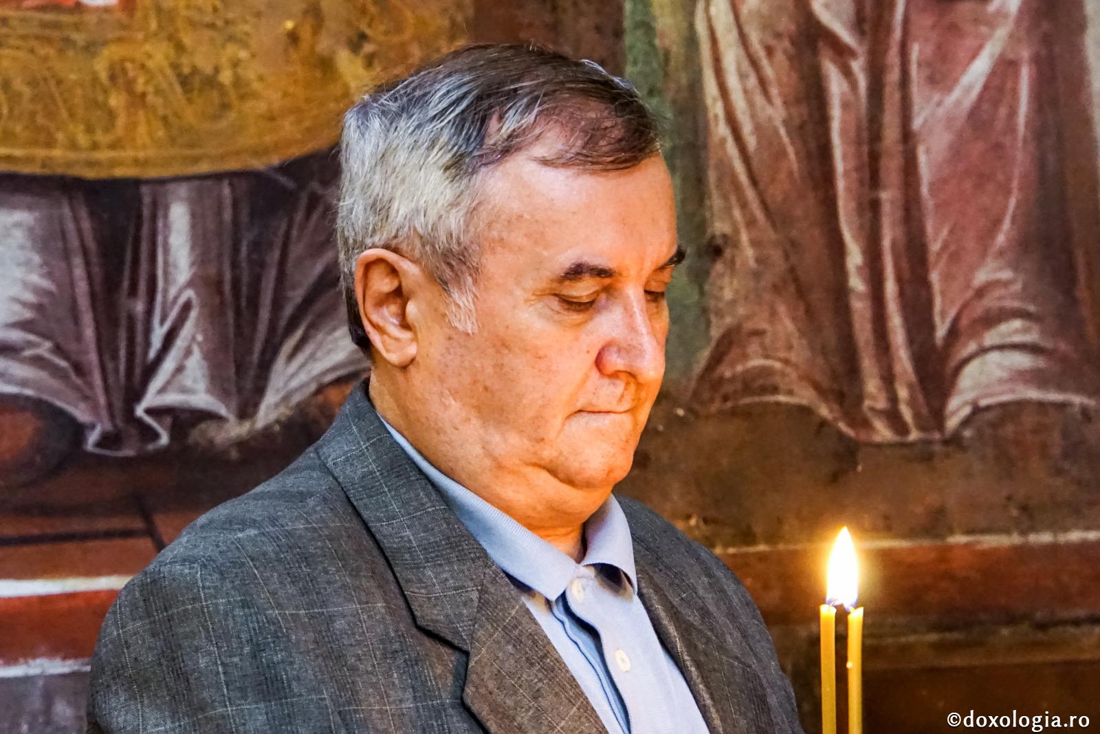 (Audio) „Pentru creștini, Împărăția Cerurilor nu este ceva izolat, ci ea începe de aici, din această viață” - Arhimandritul Dosoftei Şcheul