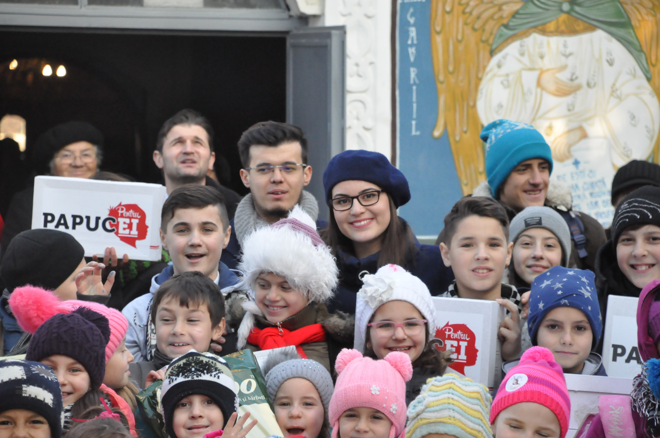 Daruri pentru copiii din Parohia Bohotin