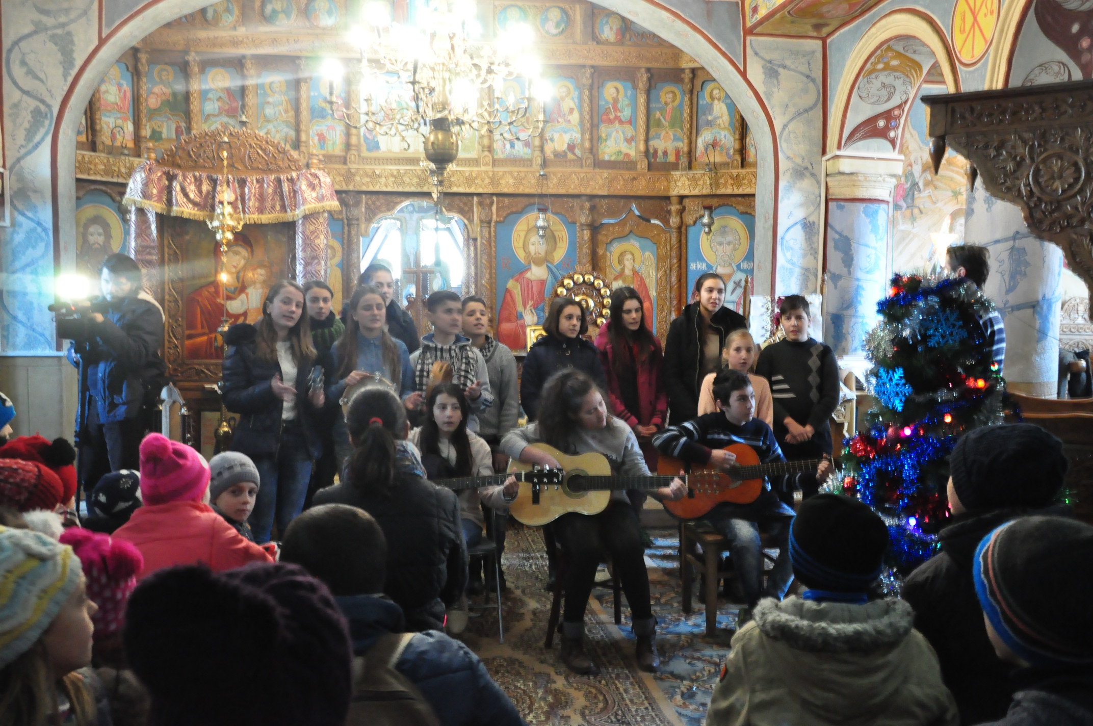 Daruri pentru copiii din Parohia Bohotin