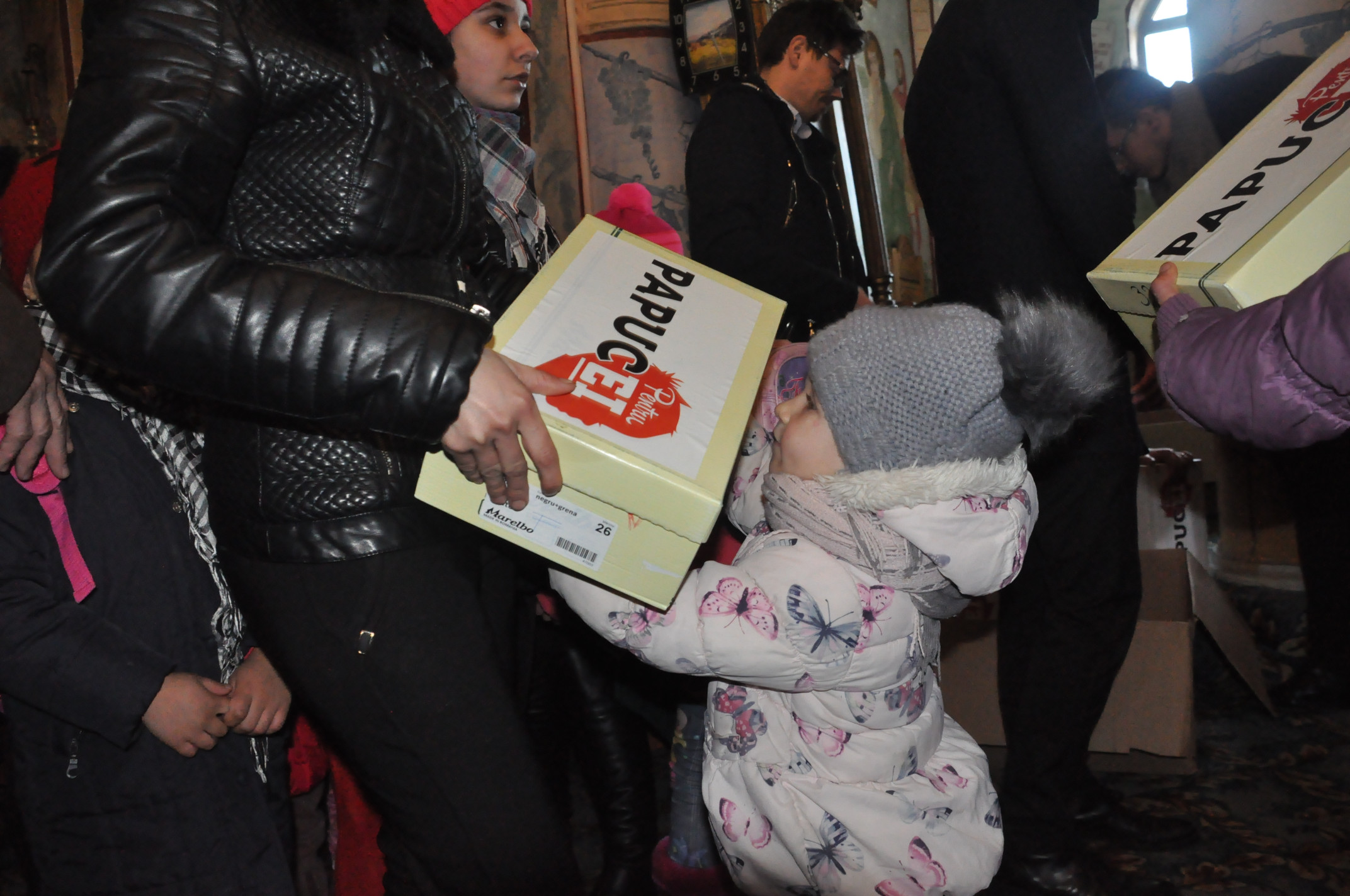 Daruri pentru copiii din Parohia Bohotin